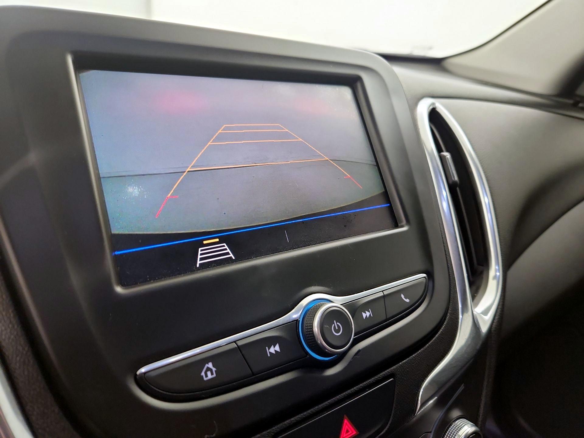 Thumbnail: 2020 Chevrolet Equinox - 14