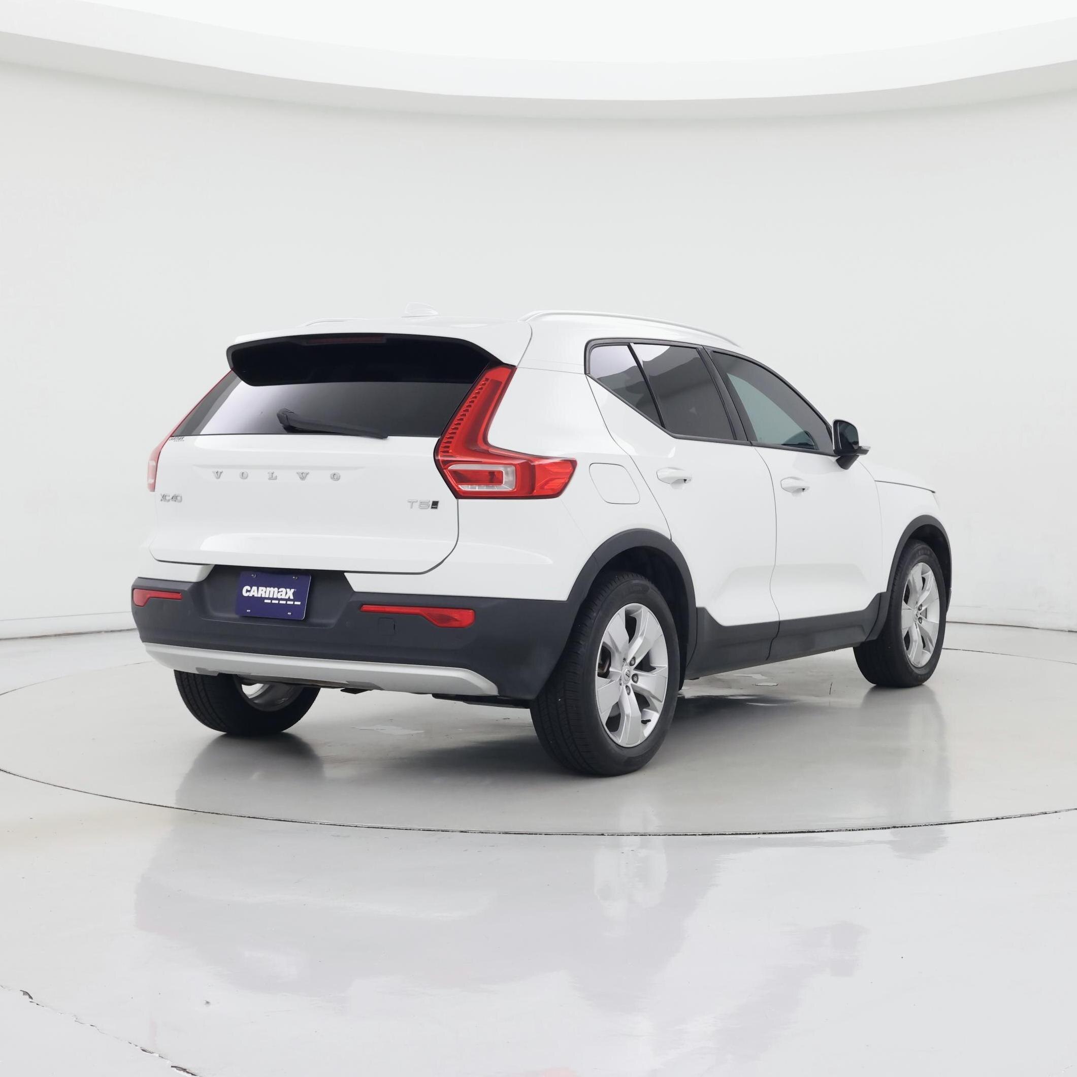 Thumbnail: 2020 Volvo XC40 - 8