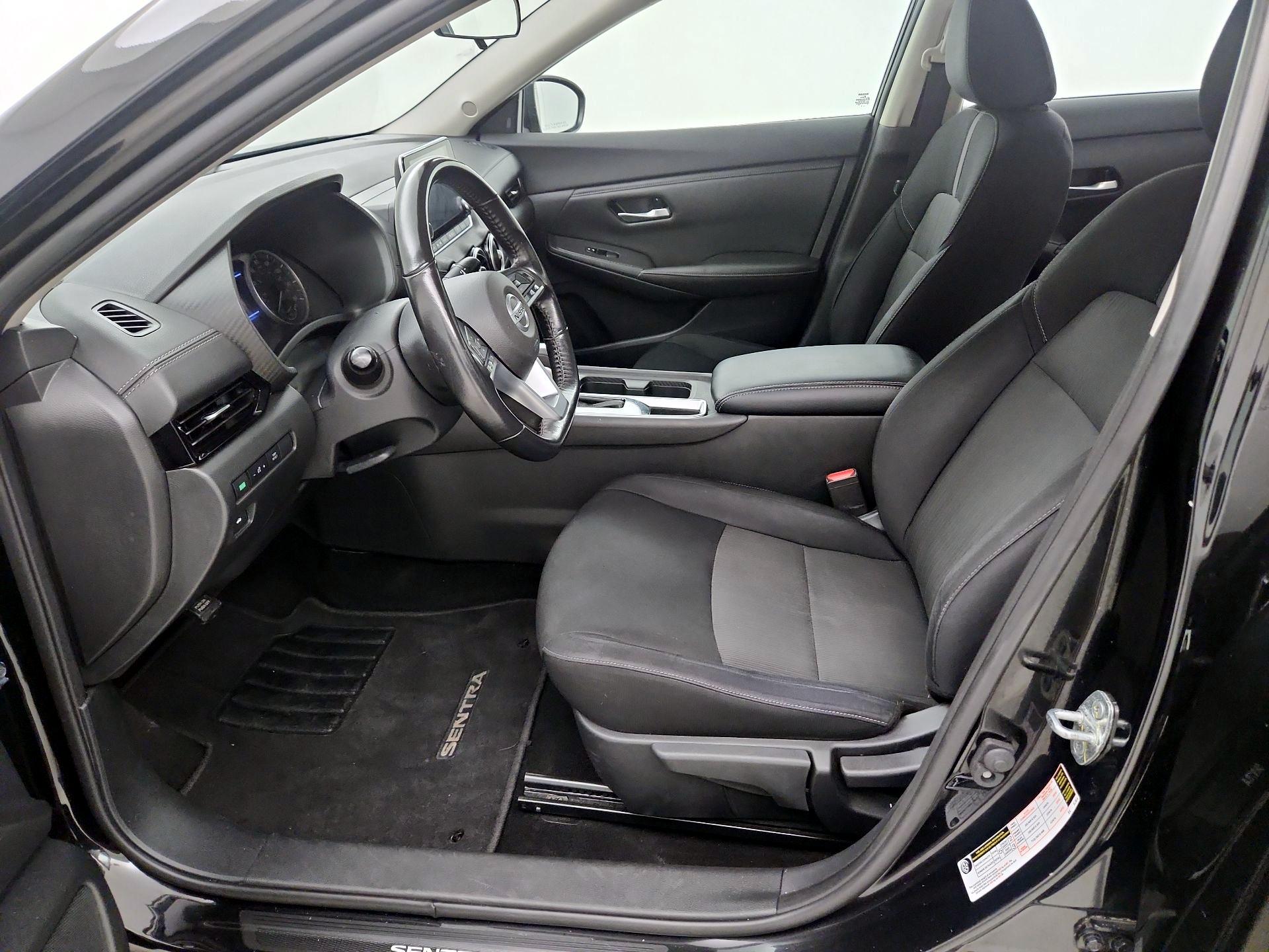 Thumbnail: 2021 Nissan Sentra - 11