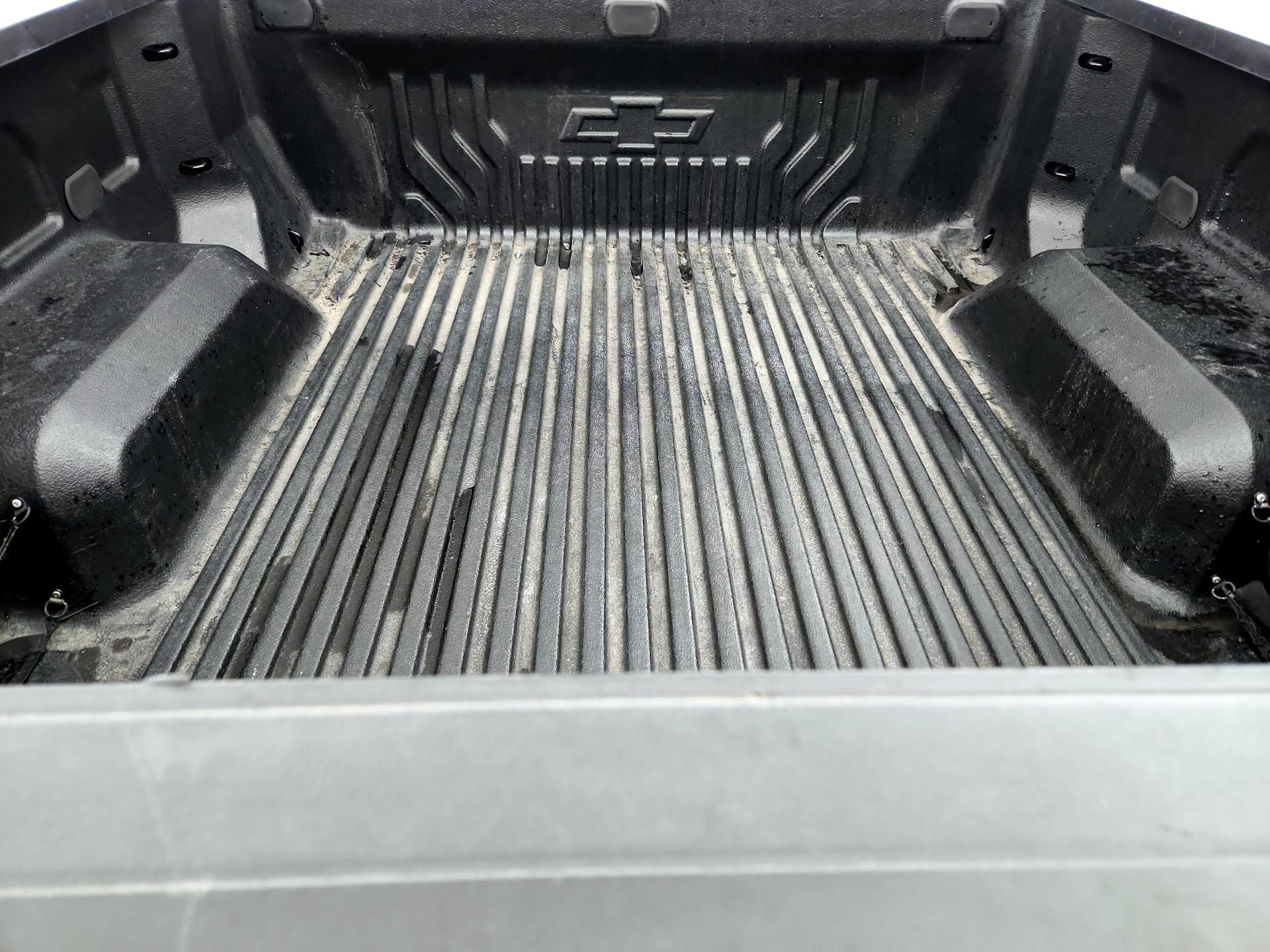 Thumbnail: 2021 Chevrolet Silverado 1500 - 20