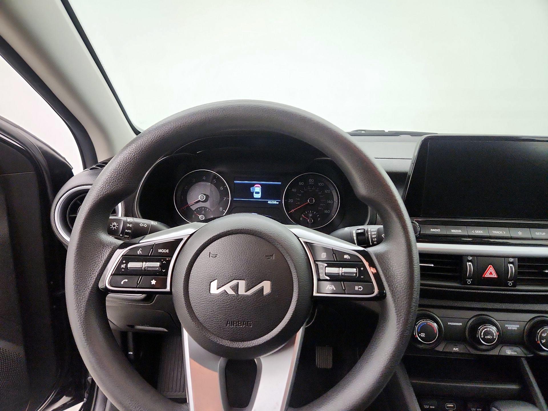Thumbnail: 2023 Kia Forte - 10