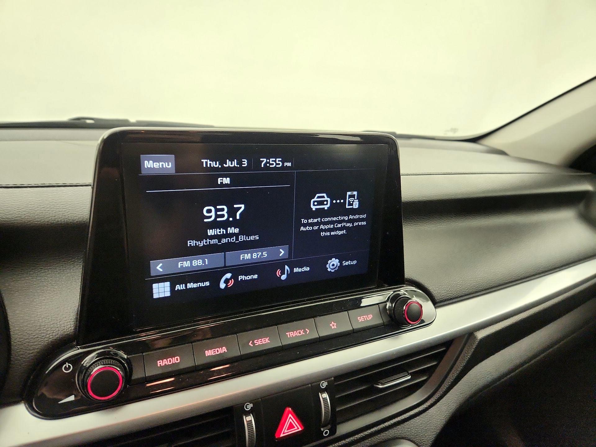 Thumbnail: 2023 Kia Forte - 15