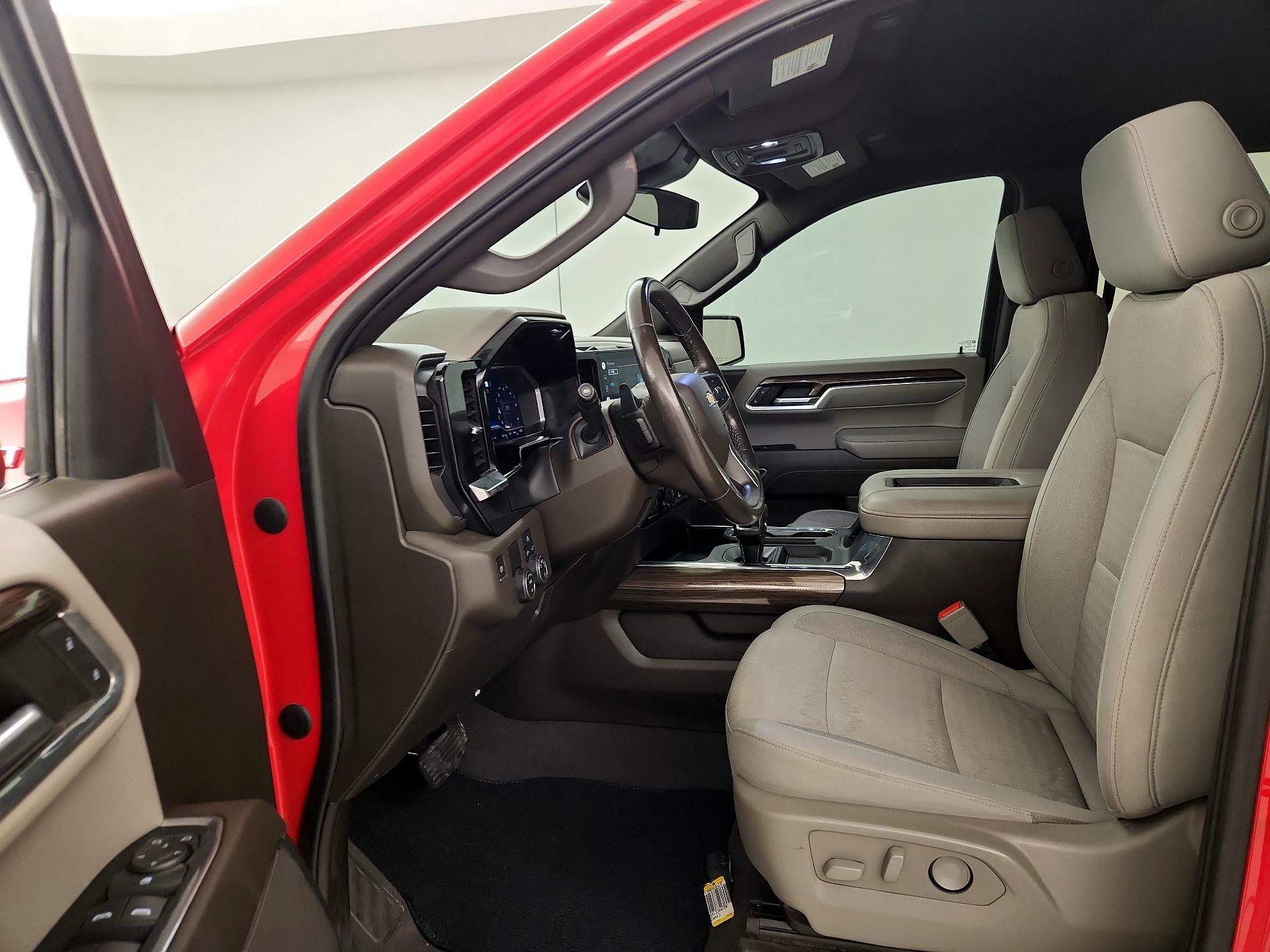 Thumbnail: 2022 Chevrolet Silverado 1500 - 11