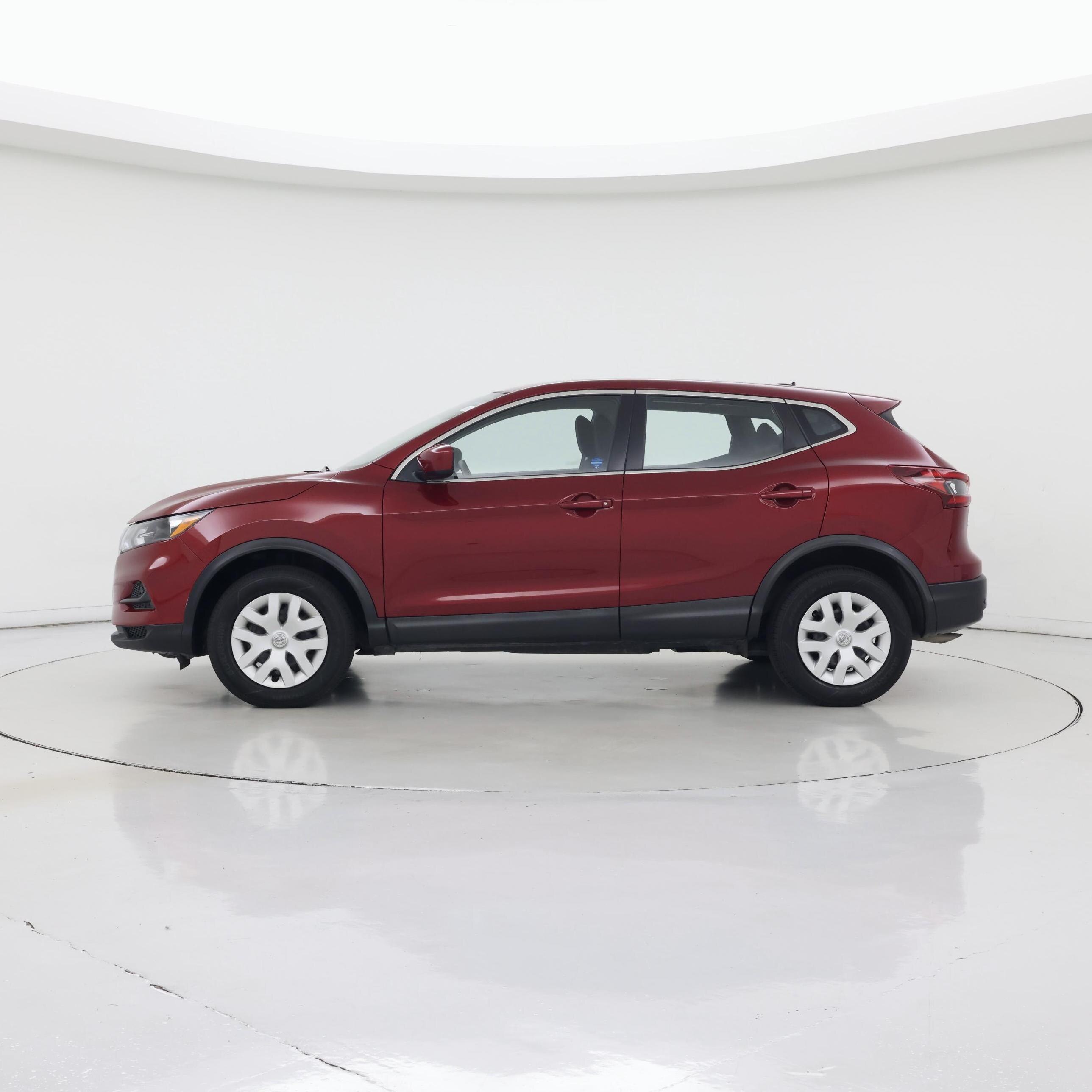 Thumbnail: 2020 Nissan Rogue Sport - 3