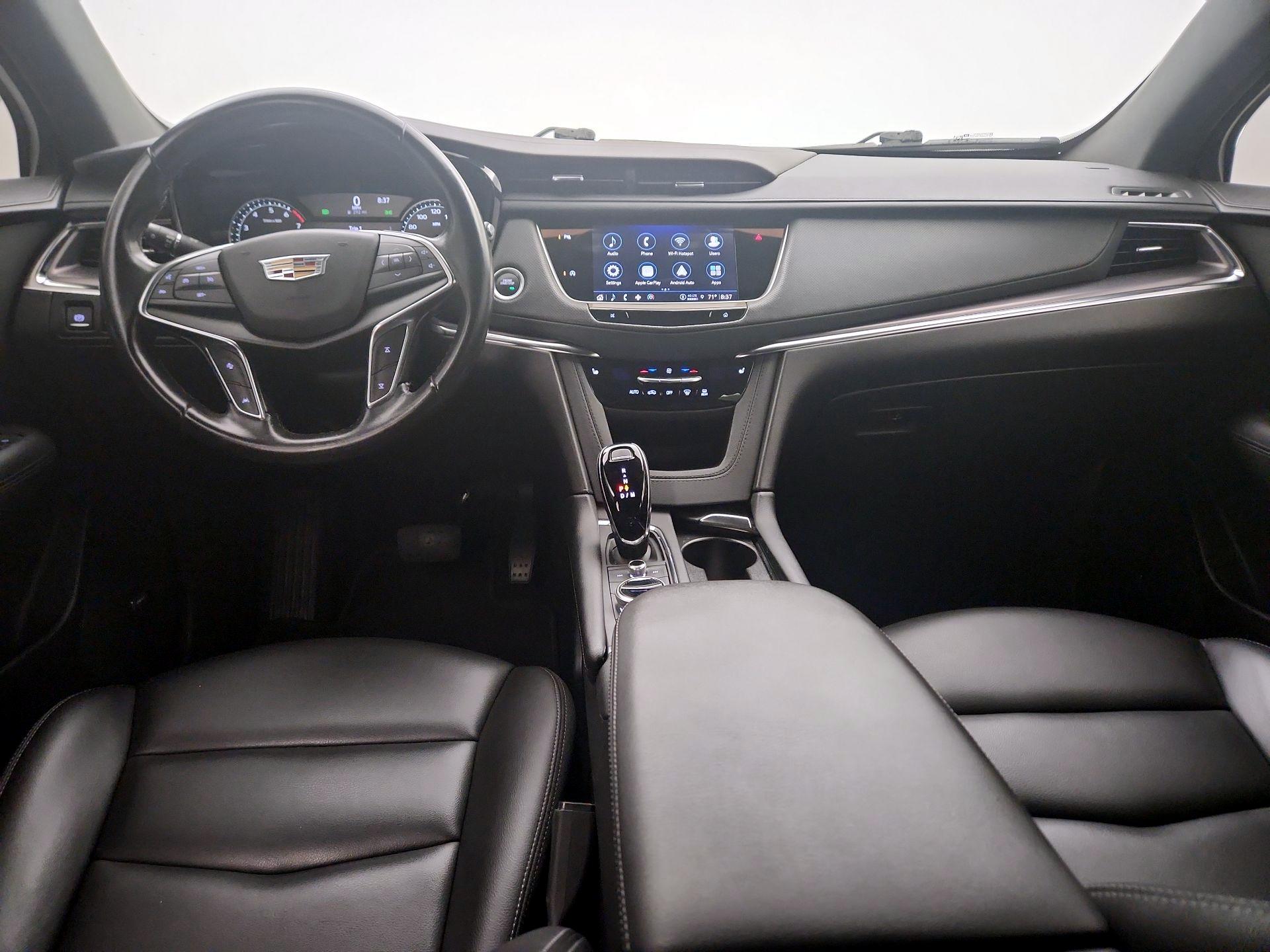 Thumbnail: 2022 Cadillac XT5 - 9