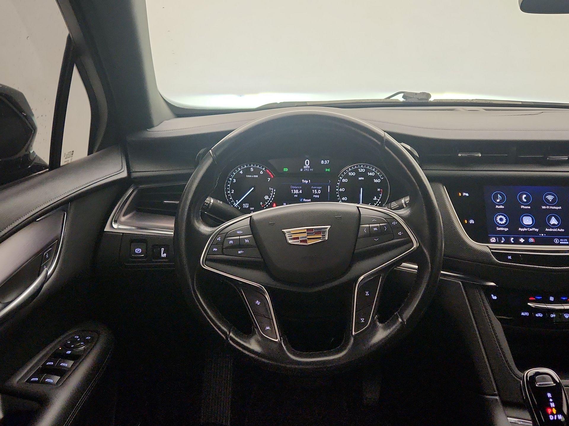 Thumbnail: 2022 Cadillac XT5 - 10