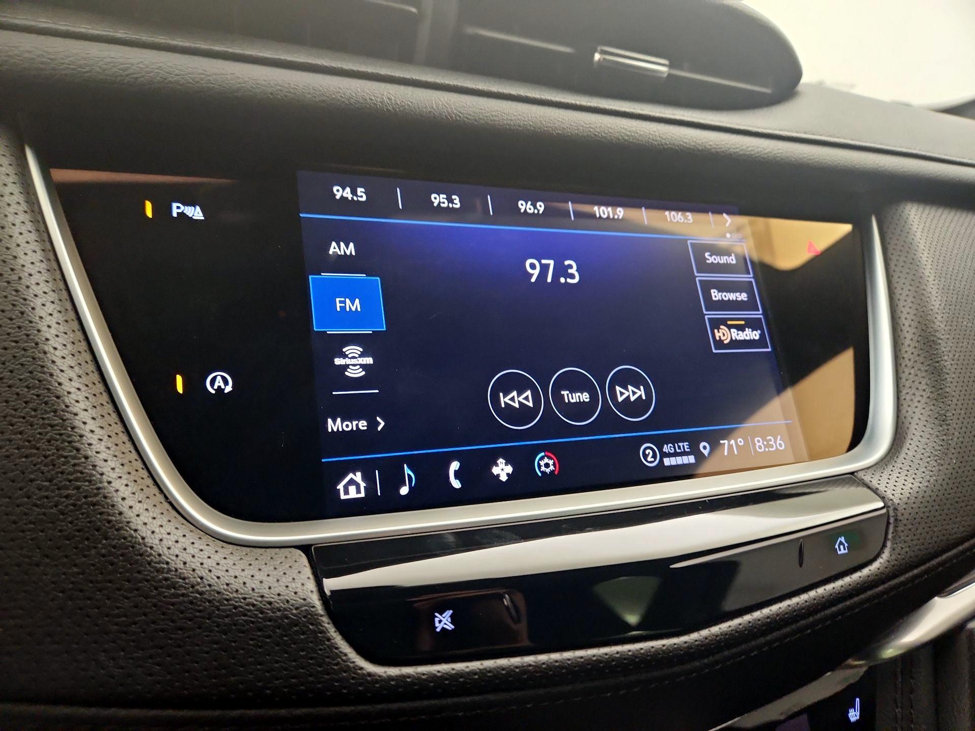 Thumbnail: 2022 Cadillac XT5 - 15