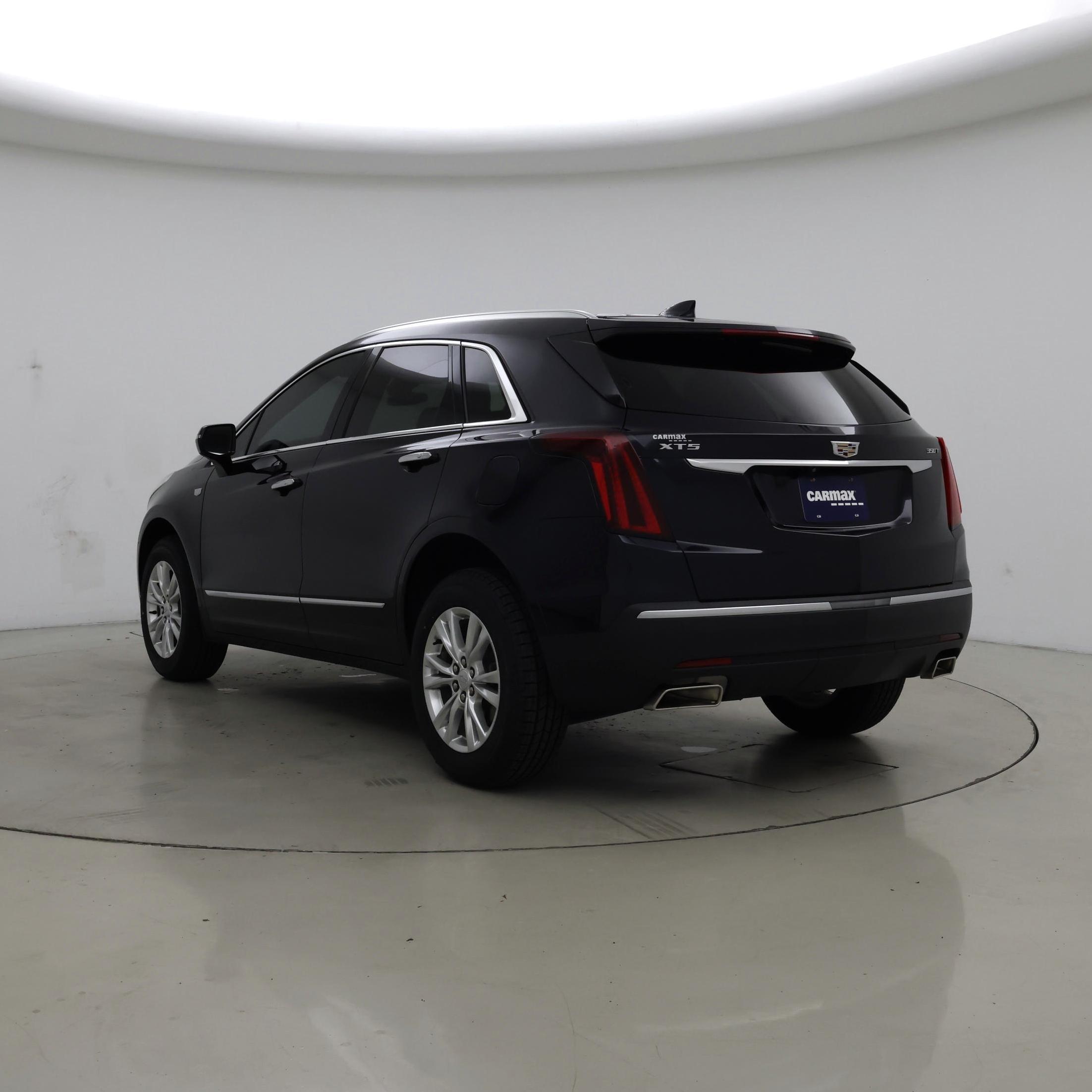 Thumbnail: 2022 Cadillac XT5 - 2