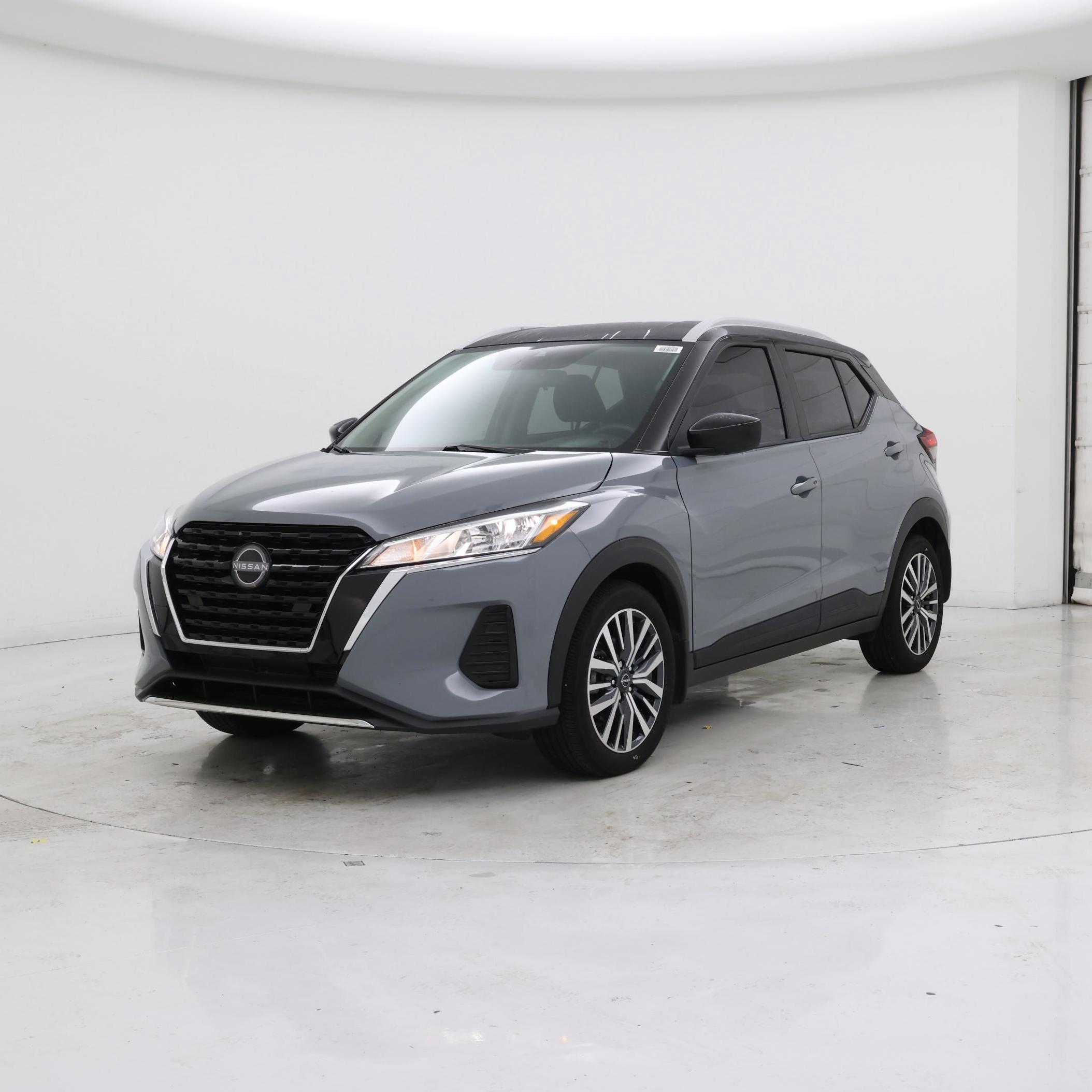 Thumbnail: 2023 Nissan Kicks - 4