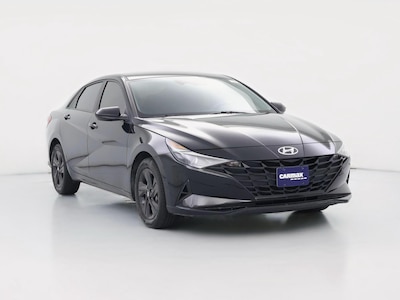 Black 2023 Hyundai Elantra SEL