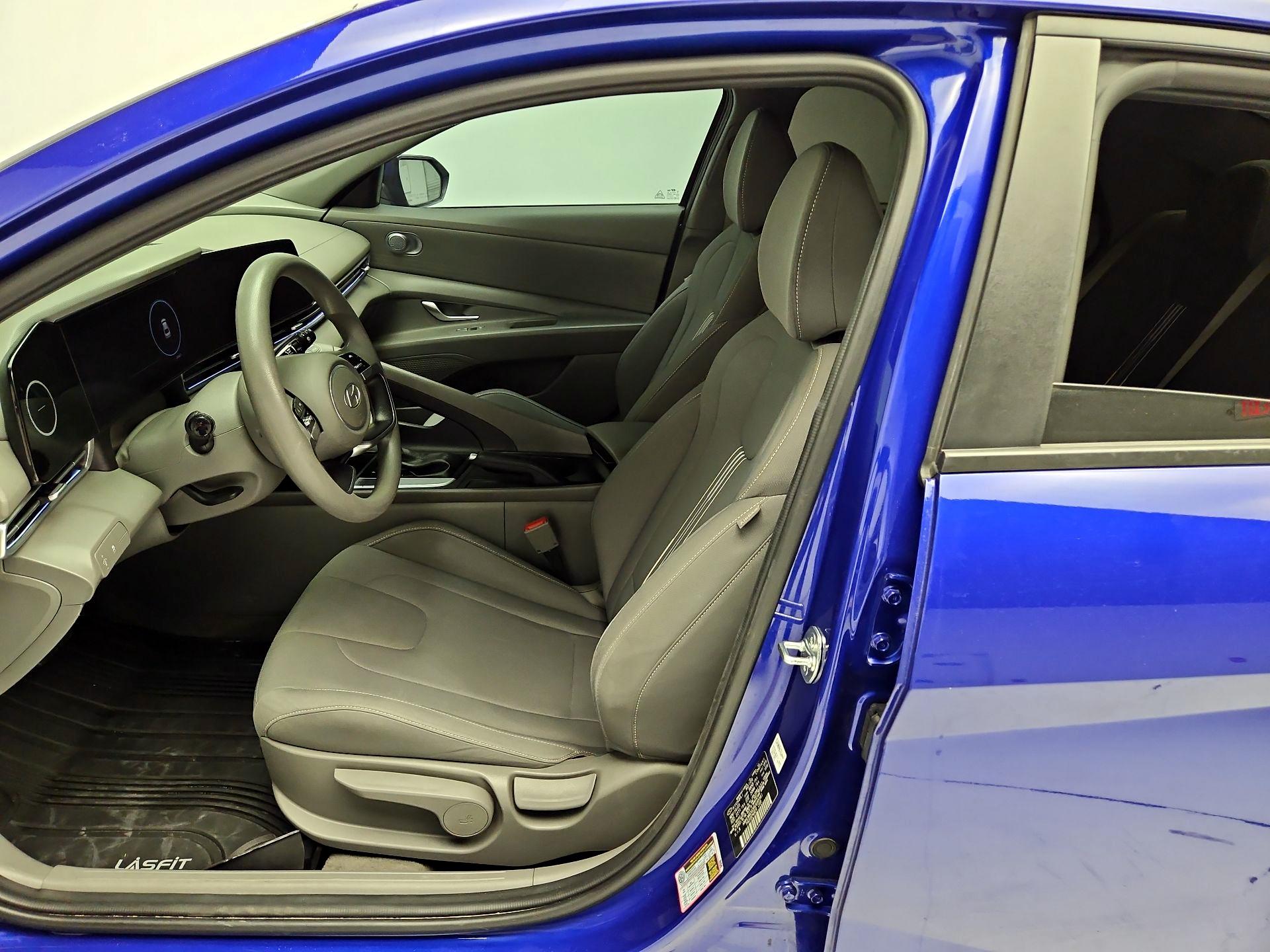 Thumbnail: 2024 Hyundai Elantra - 11