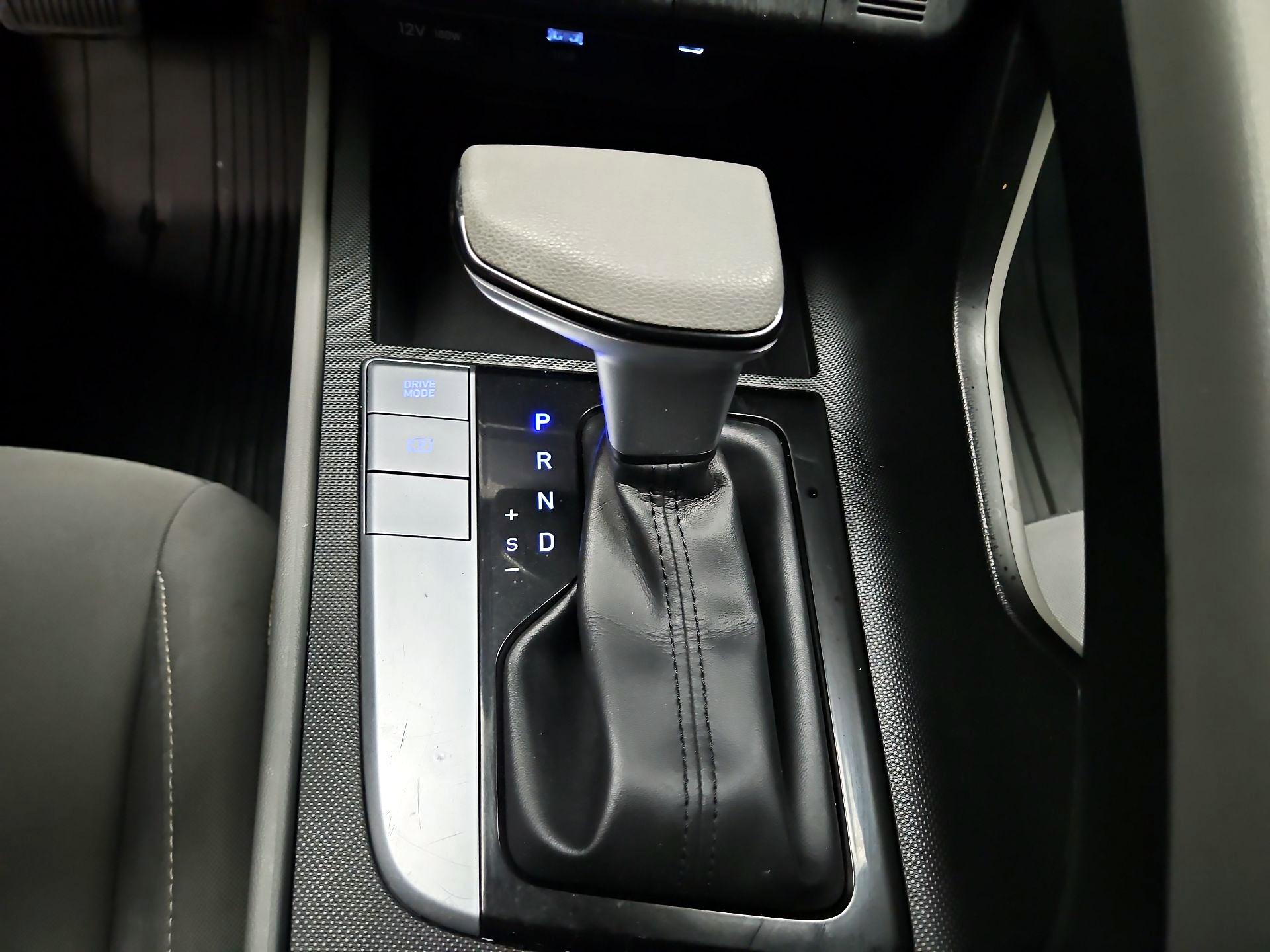 Thumbnail: 2024 Hyundai Elantra - 18