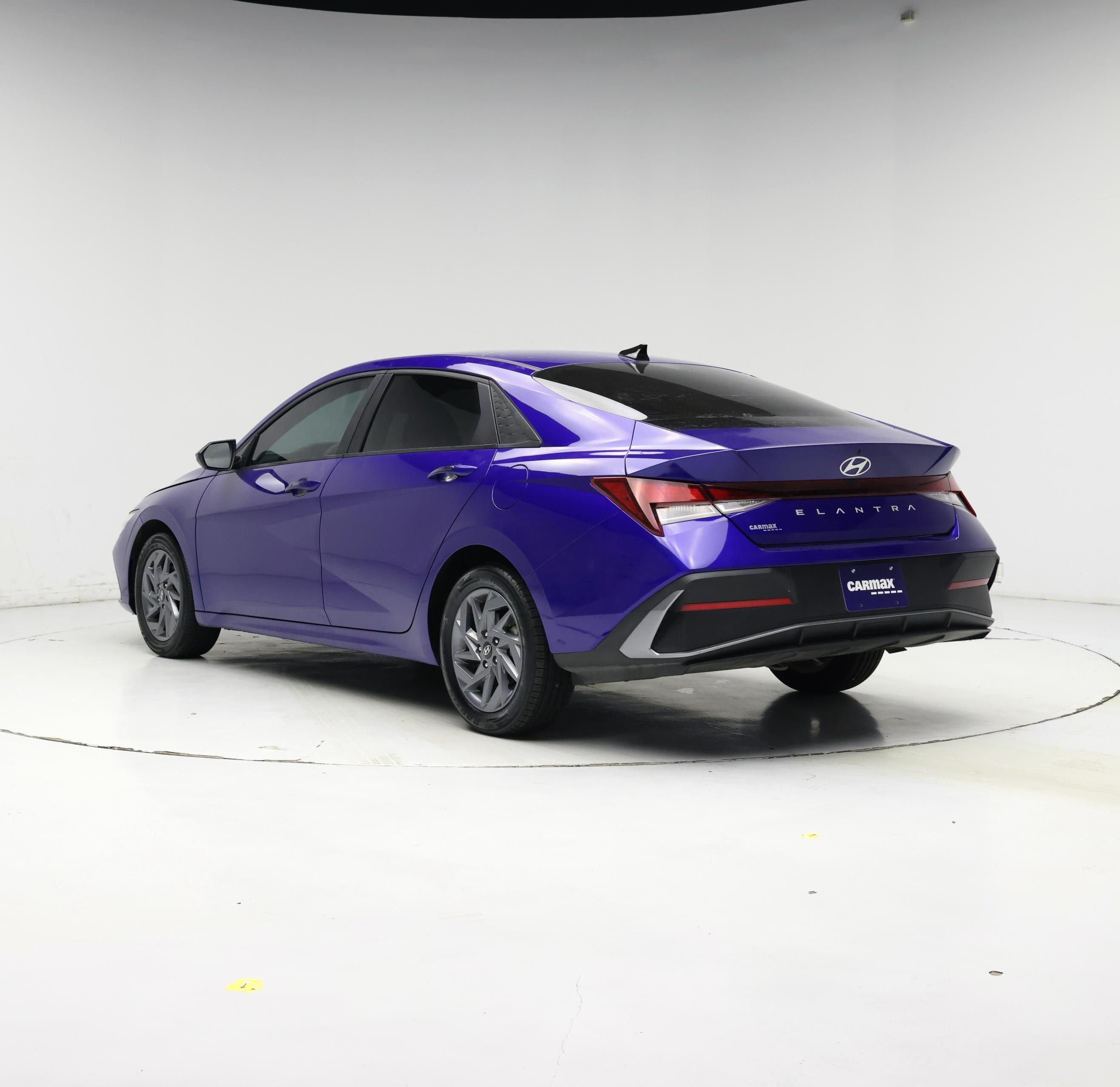 Thumbnail: 2024 Hyundai Elantra - 2