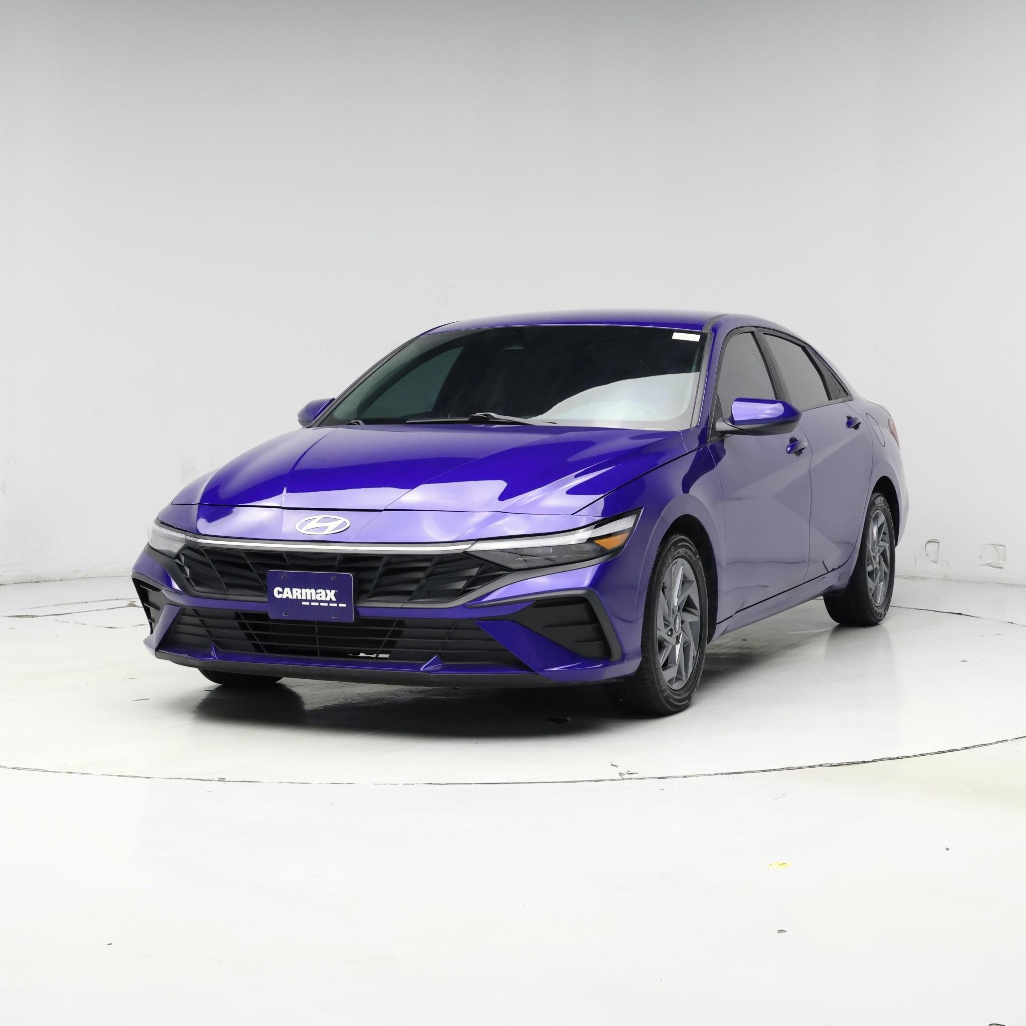 Thumbnail: 2024 Hyundai Elantra - 4