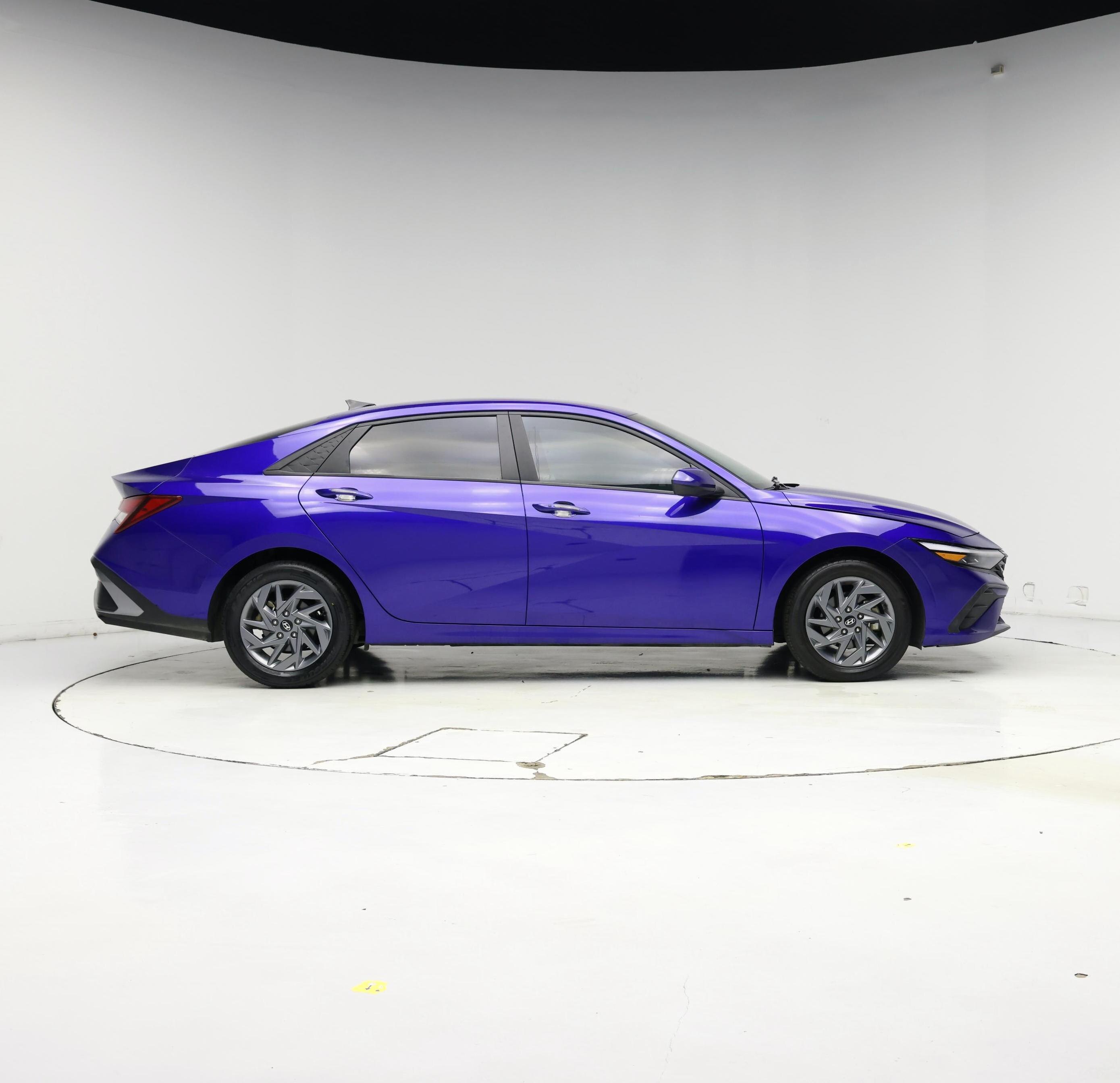 Thumbnail: 2024 Hyundai Elantra - 7