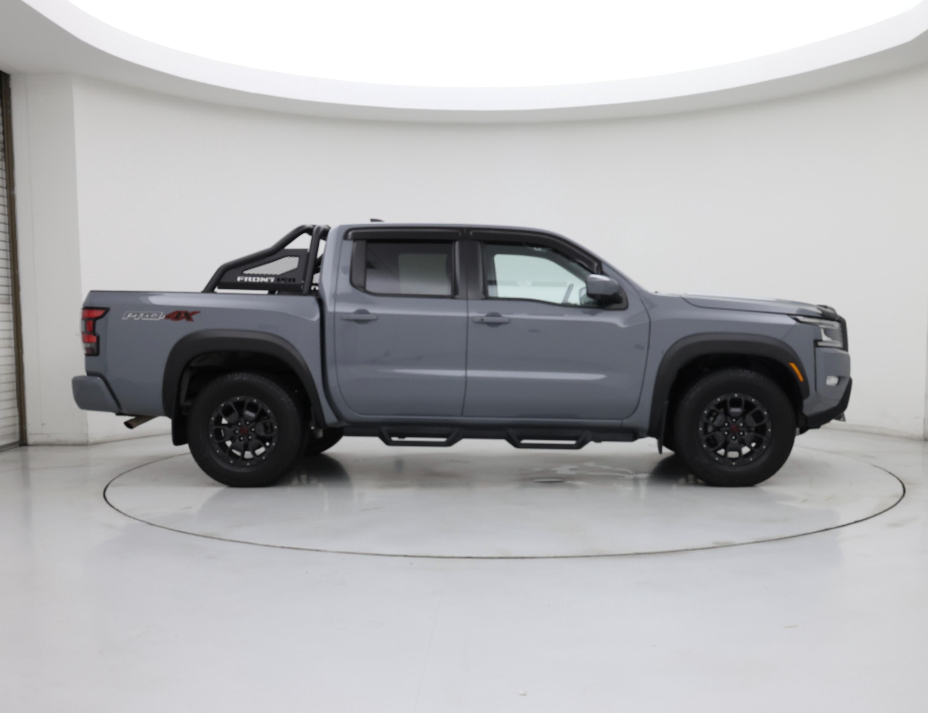 Thumbnail: 2022 Nissan Frontier - 7