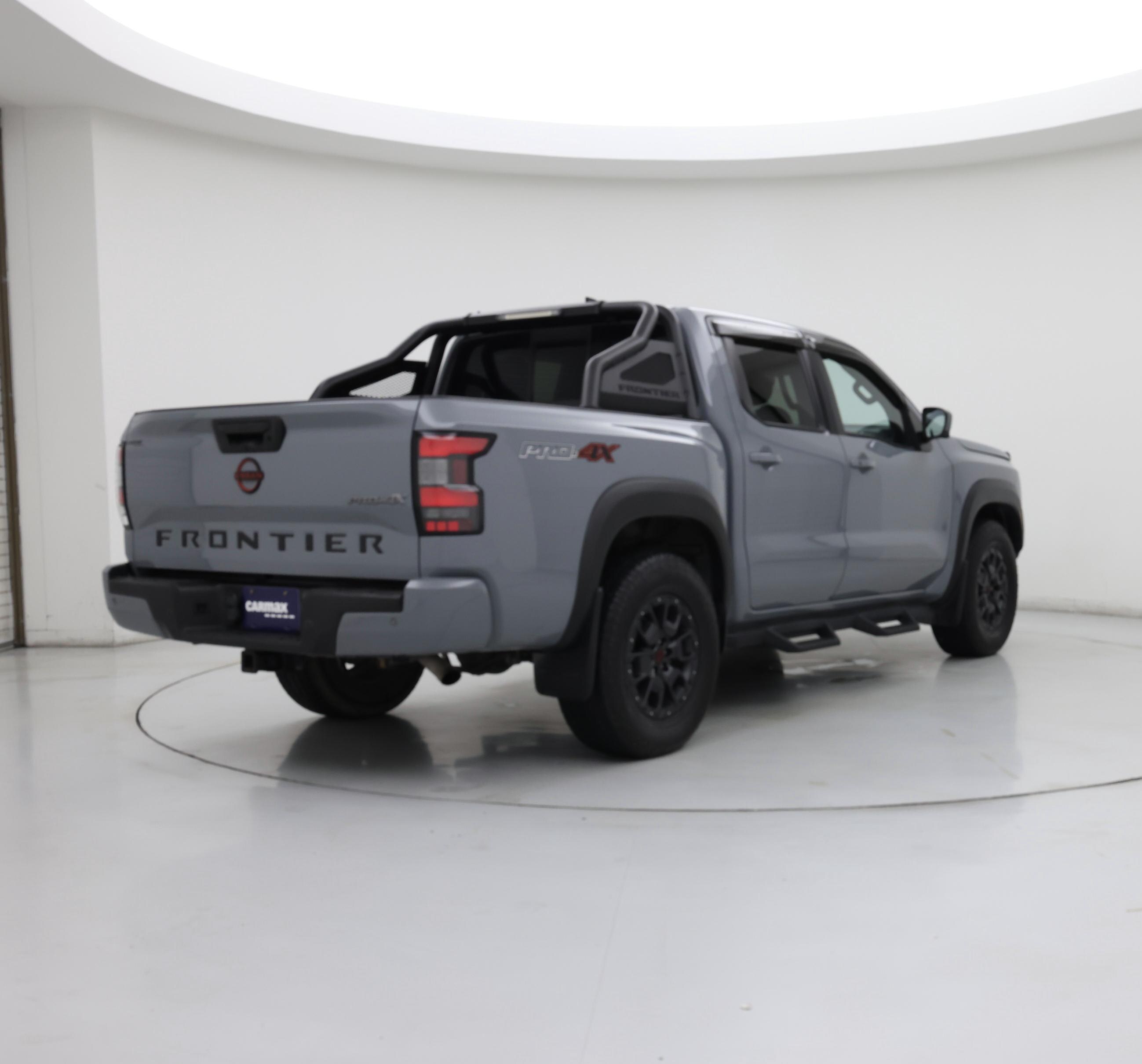 Thumbnail: 2022 Nissan Frontier - 8