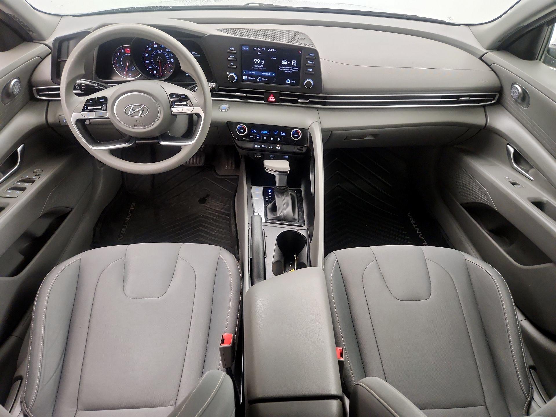 Thumbnail: 2022 Hyundai Elantra - 9
