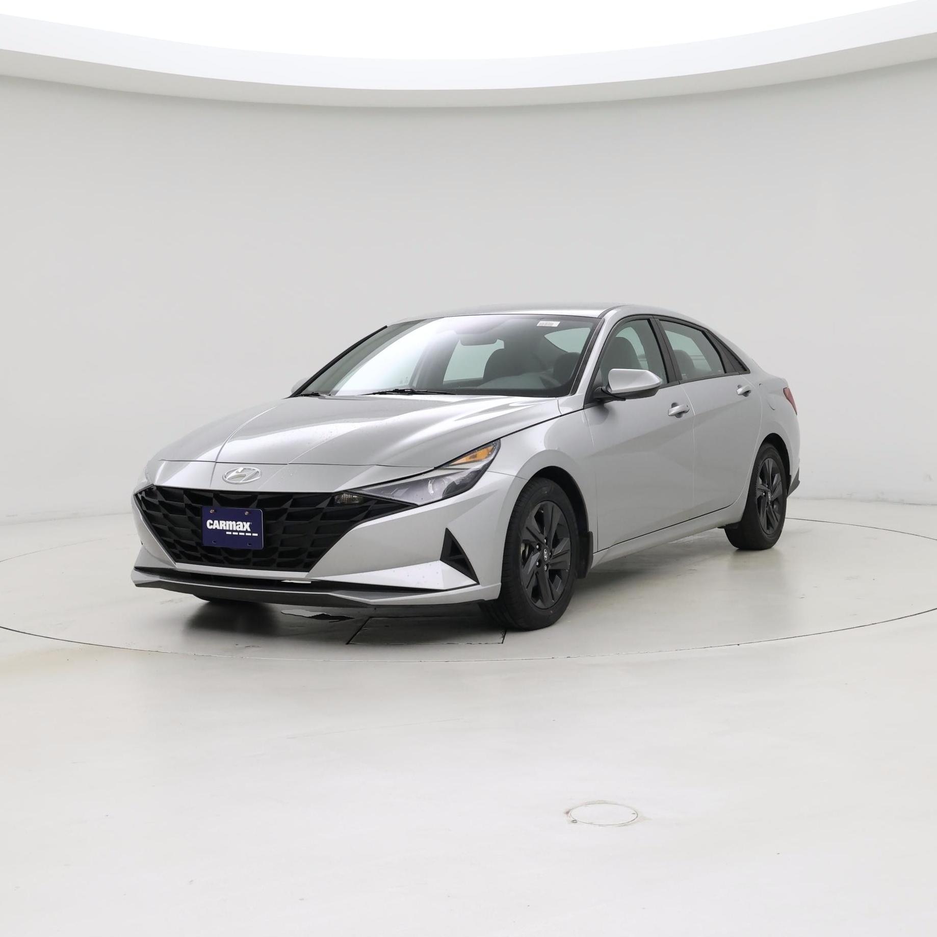 Thumbnail: 2022 Hyundai Elantra - 4
