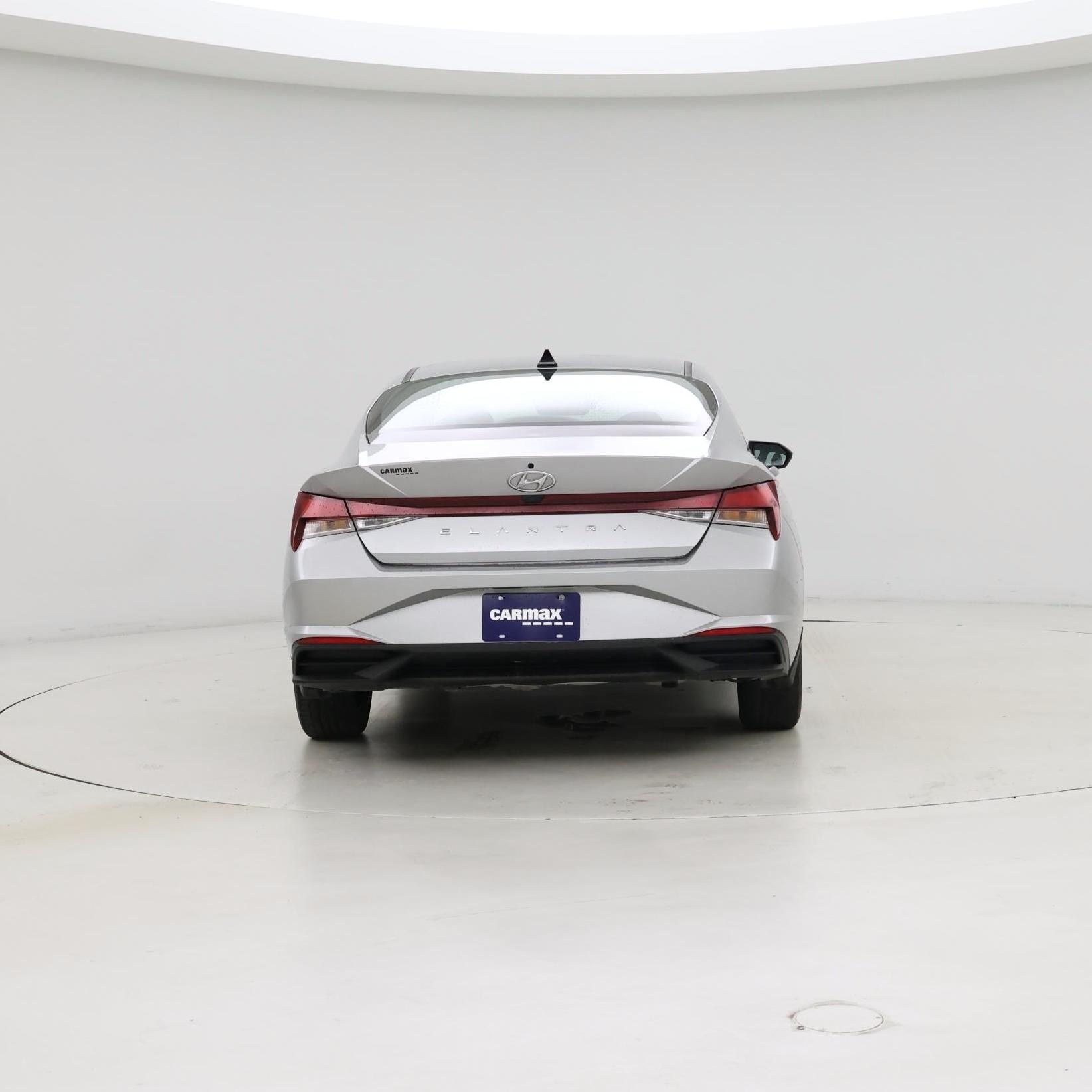 Thumbnail: 2022 Hyundai Elantra - 6