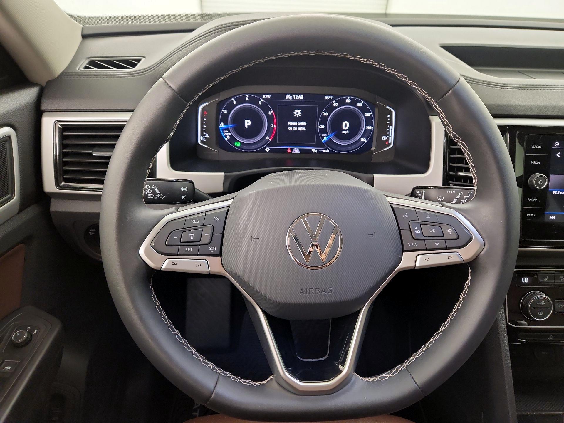 Thumbnail: 2023 Volkswagen Atlas - 10