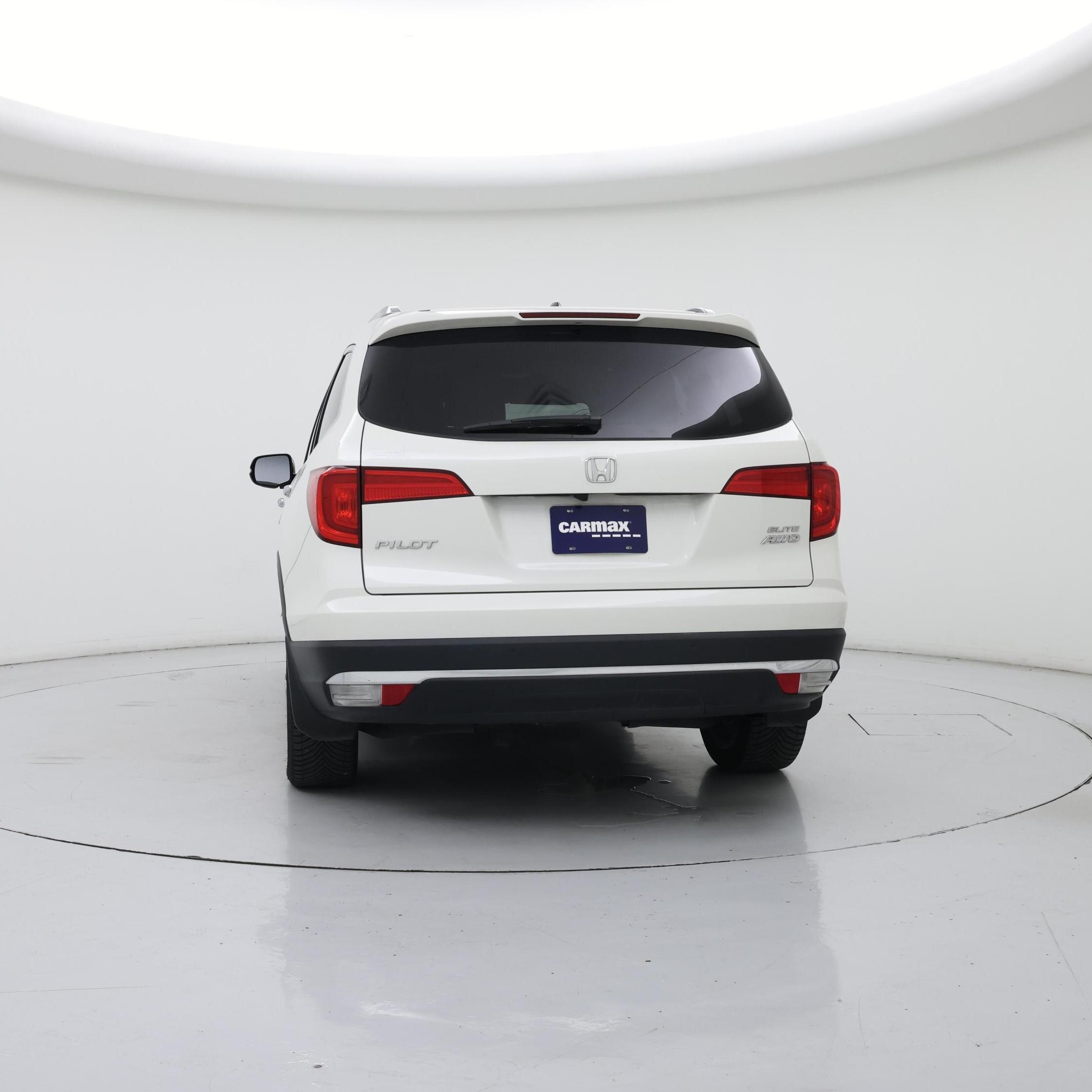 Thumbnail: 2017 Honda Pilot - 6