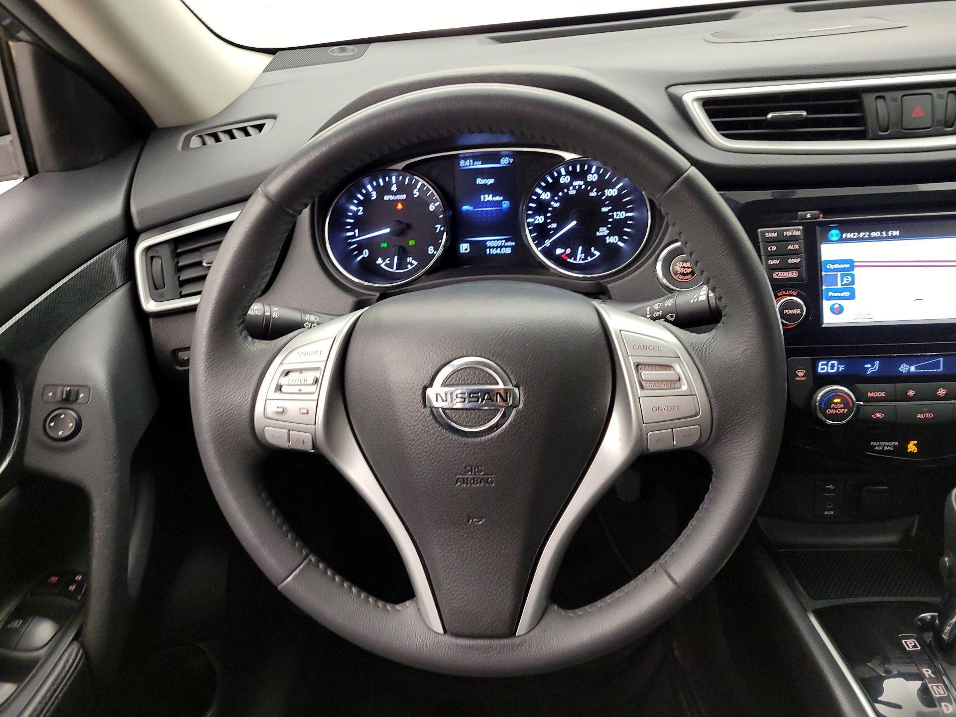 Thumbnail: 2015 Nissan Rogue - 10