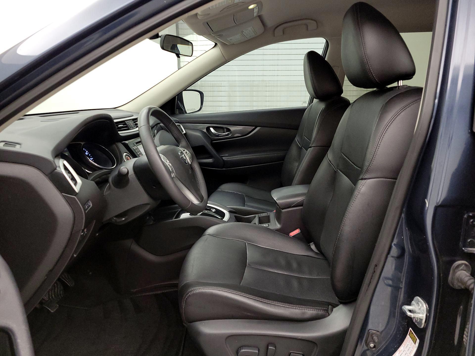 Thumbnail: 2015 Nissan Rogue - 11