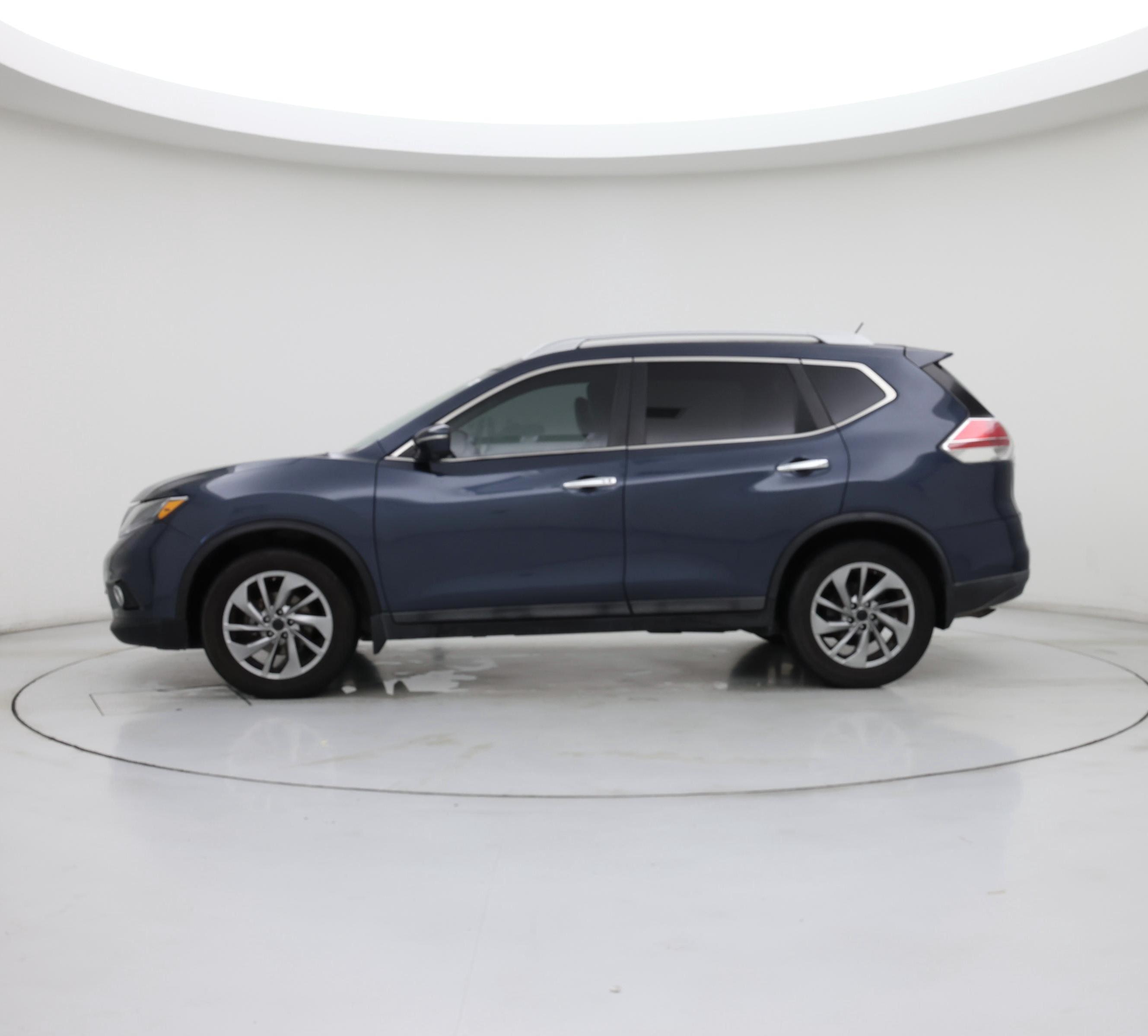 Thumbnail: 2015 Nissan Rogue - 3