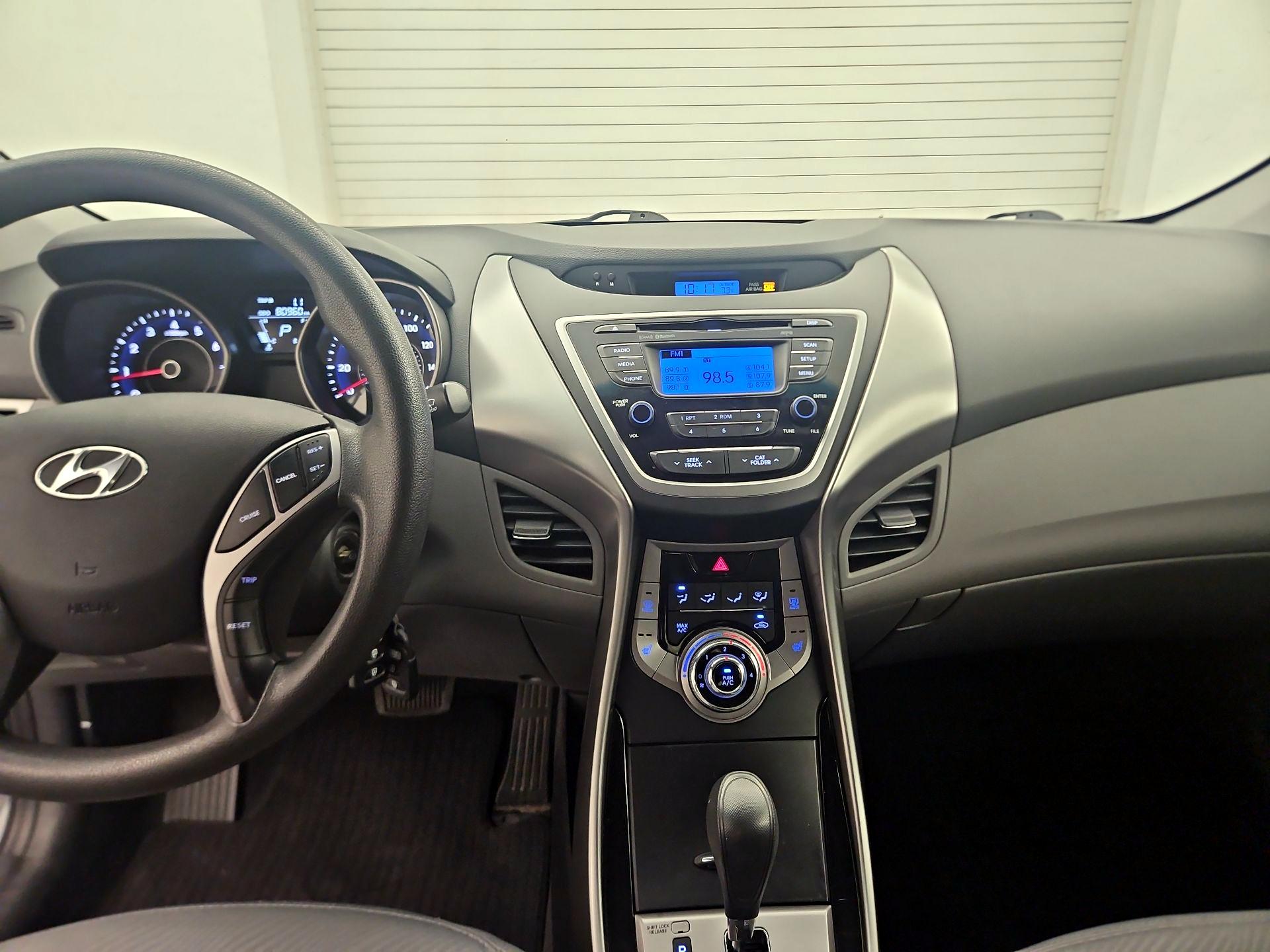 Thumbnail: 2013 Hyundai Elantra - 9