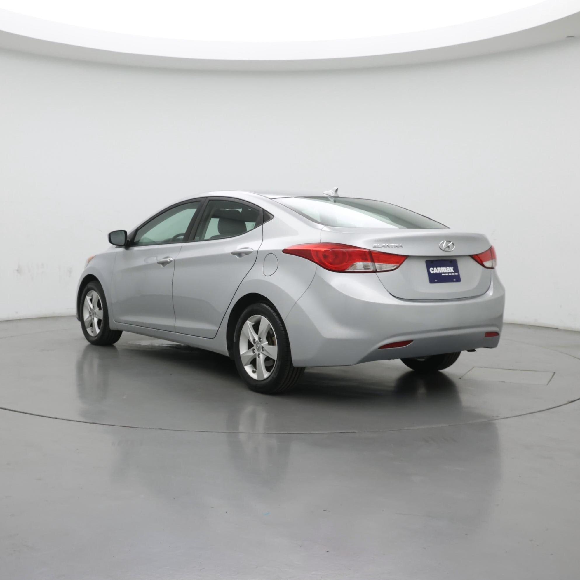 Thumbnail: 2013 Hyundai Elantra - 2