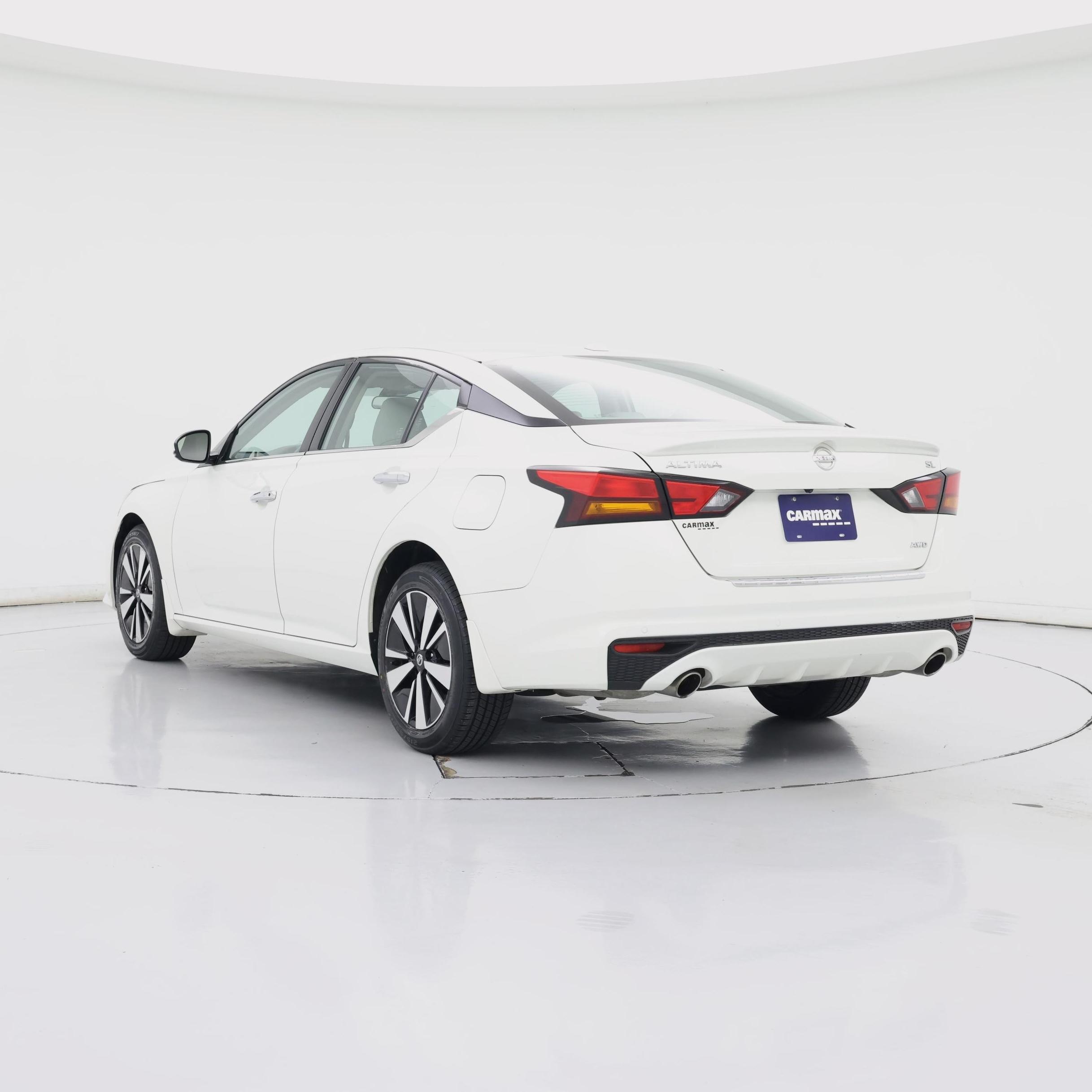 Thumbnail: 2022 Nissan Altima - 2