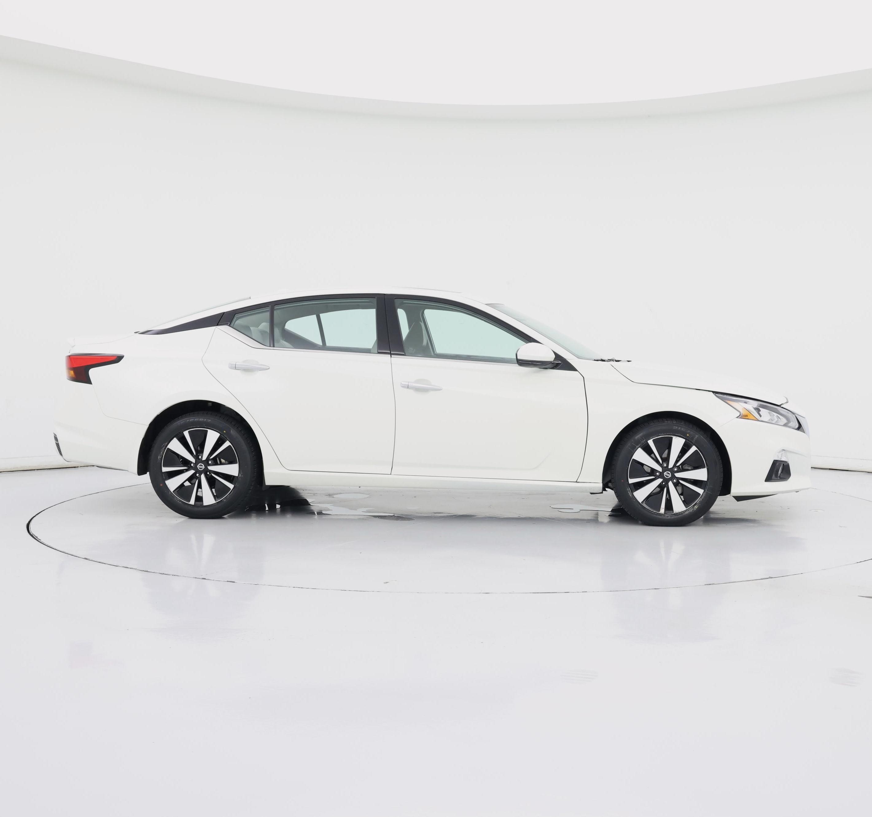 Thumbnail: 2022 Nissan Altima - 7