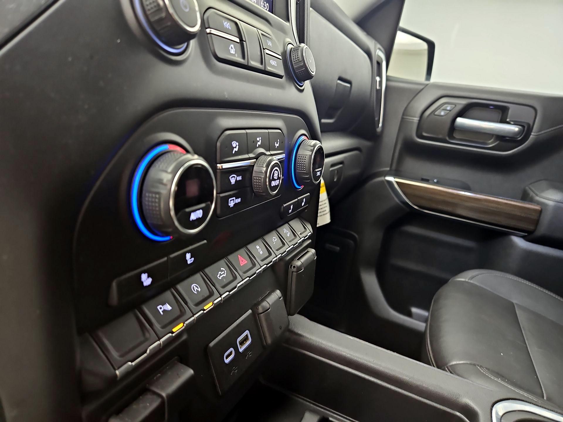 Thumbnail: 2021 Chevrolet Silverado 1500 - 16