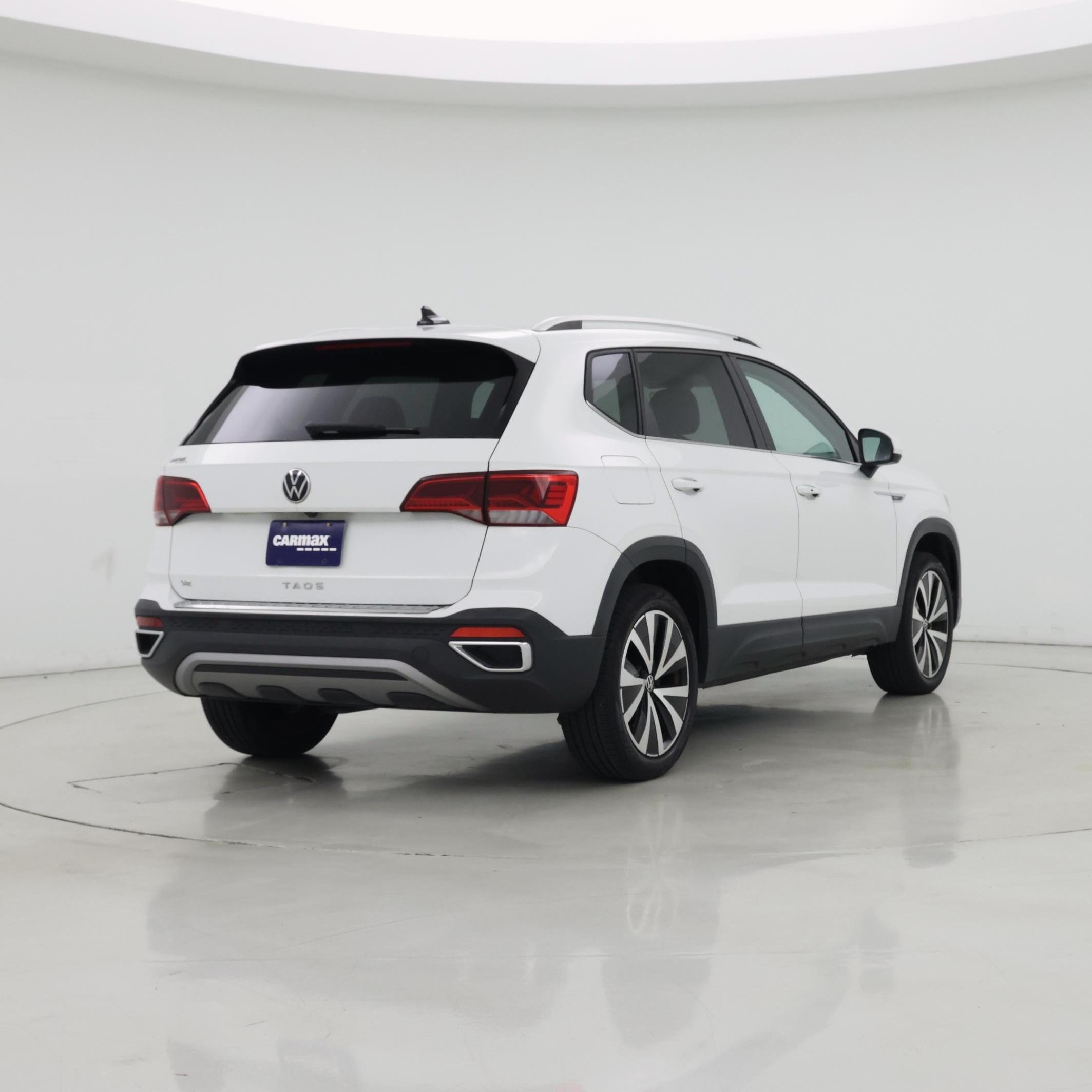 Thumbnail: 2022 Volkswagen Taos - 8