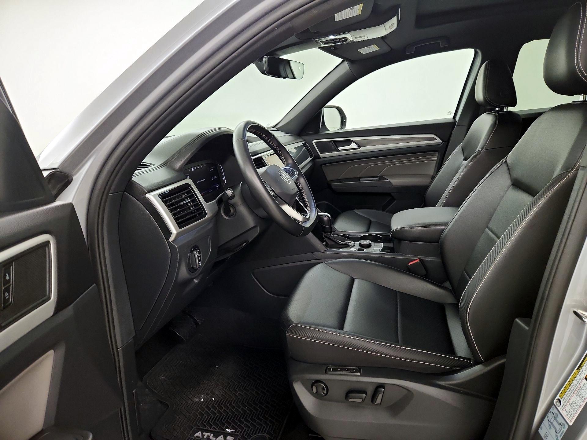 Thumbnail: 2022 Volkswagen Atlas - 11