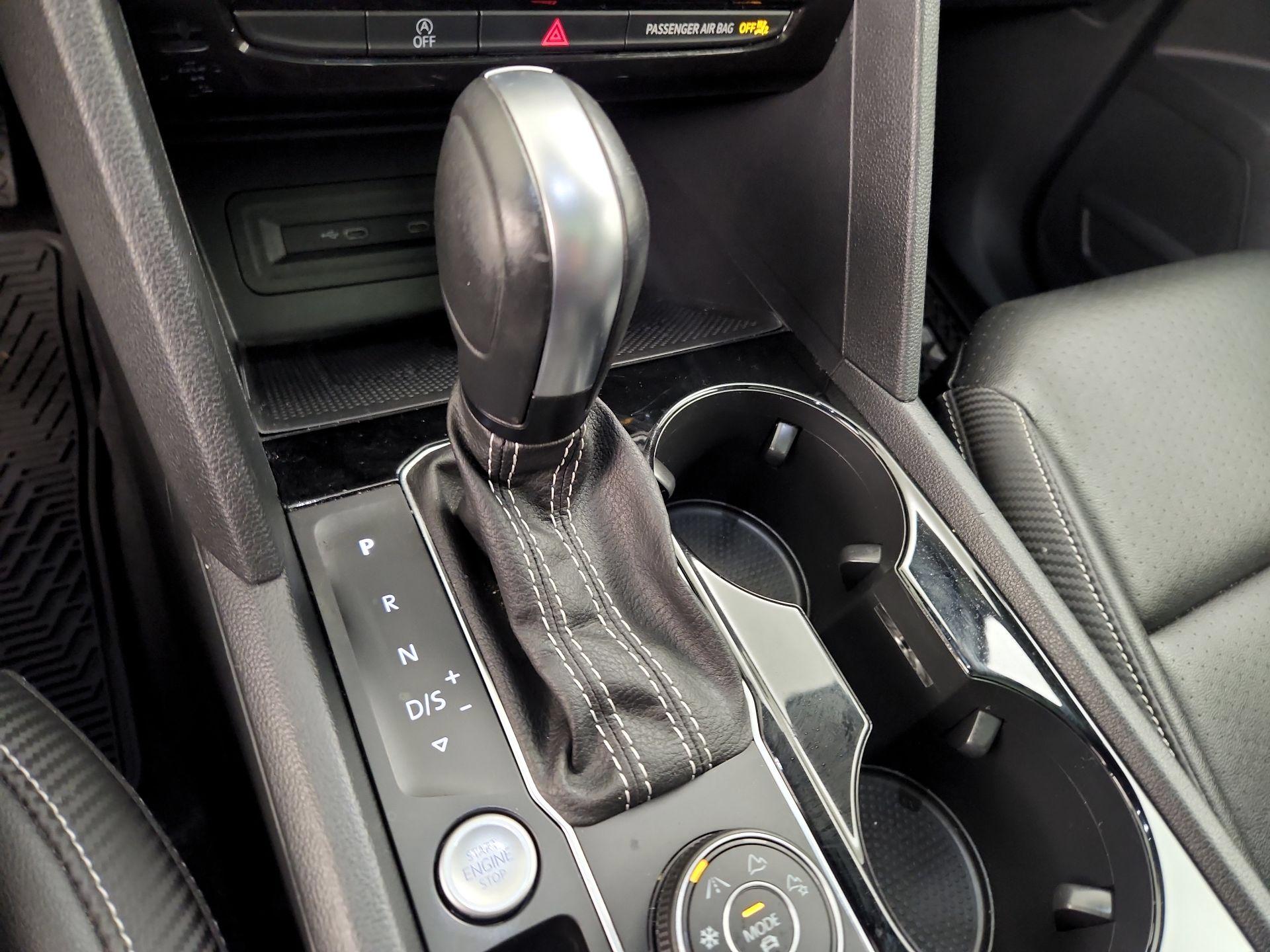 Thumbnail: 2022 Volkswagen Atlas - 17