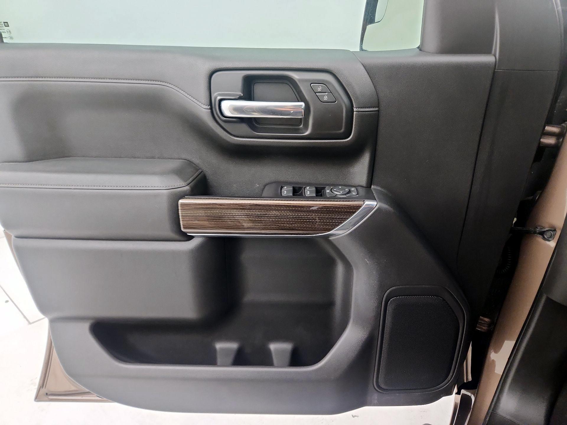 Thumbnail: 2019 Chevrolet Silverado 1500 - 12