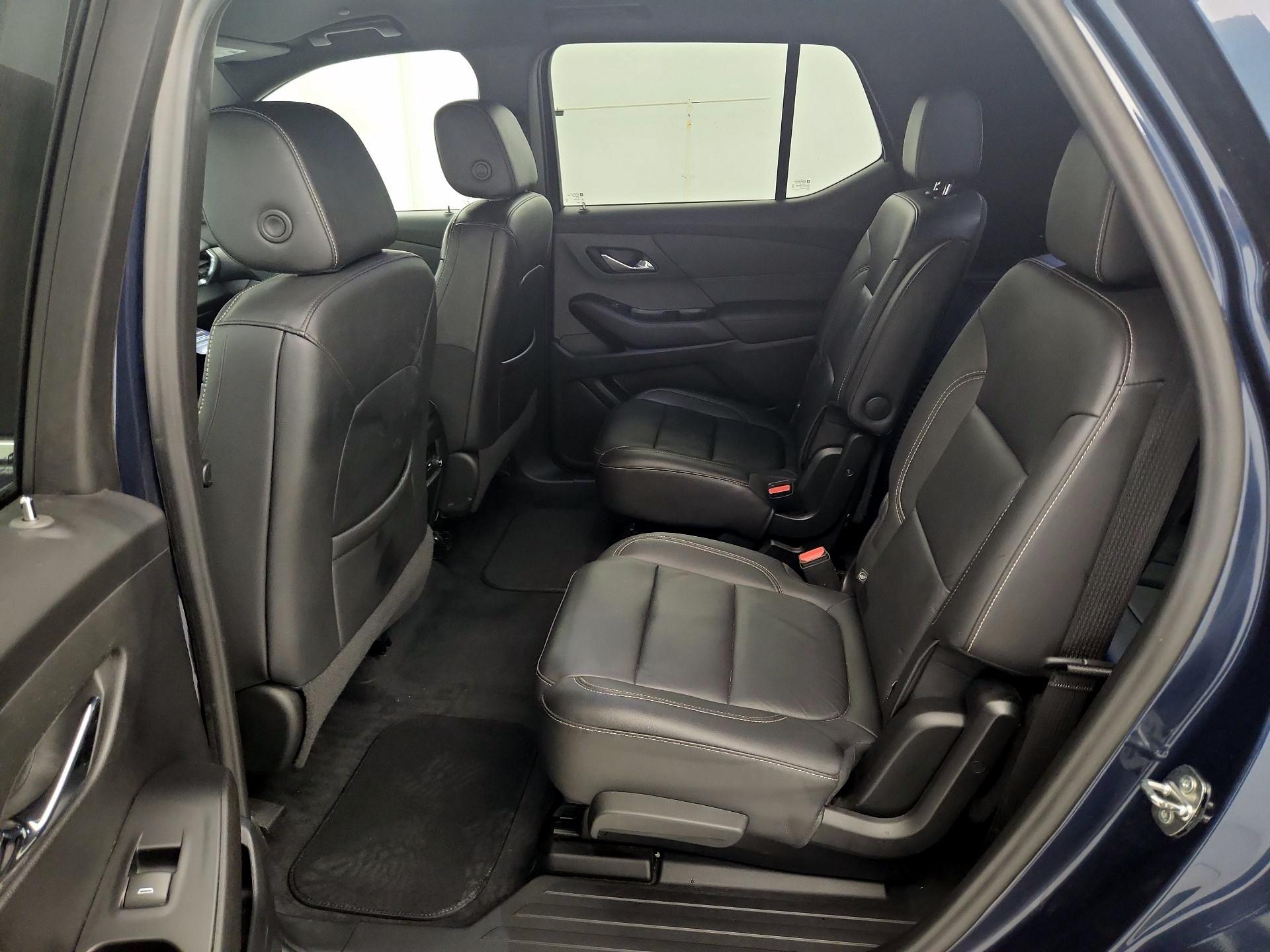 Thumbnail: 2023 Chevrolet Traverse - 19