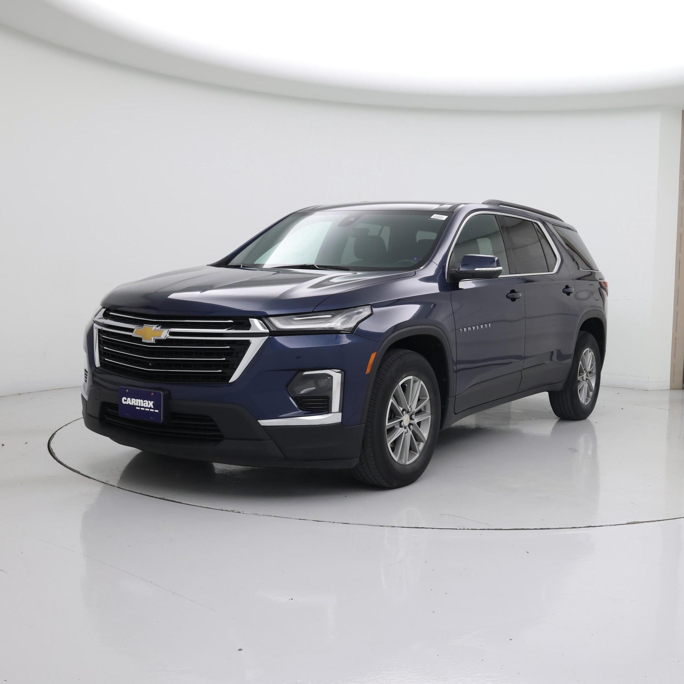 Thumbnail: 2023 Chevrolet Traverse - 4