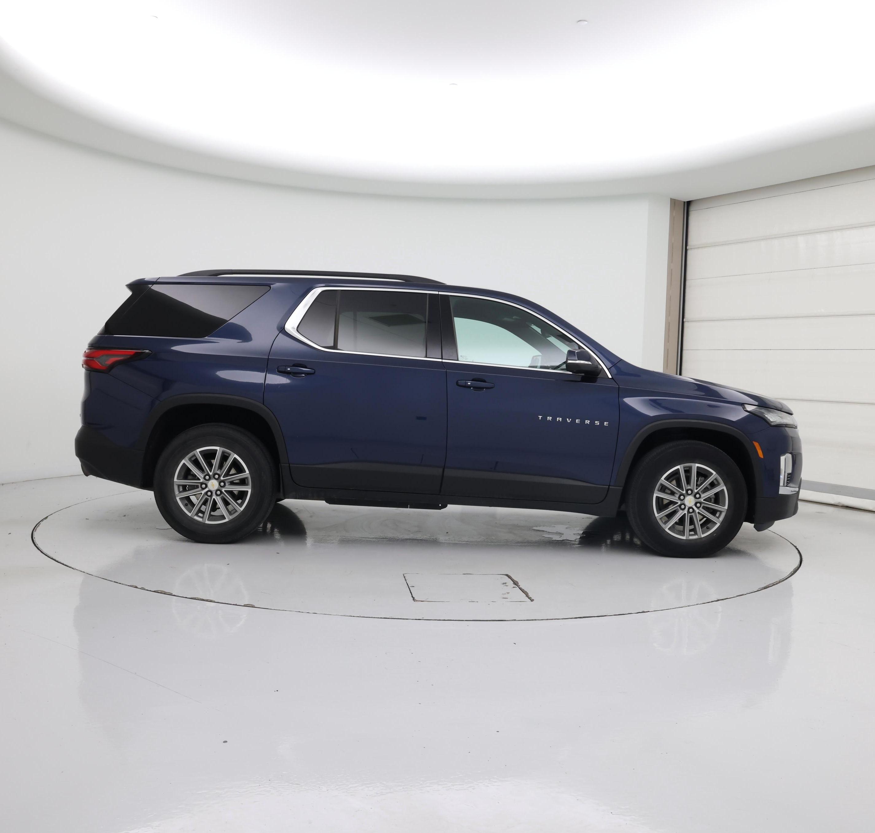 Thumbnail: 2023 Chevrolet Traverse - 7