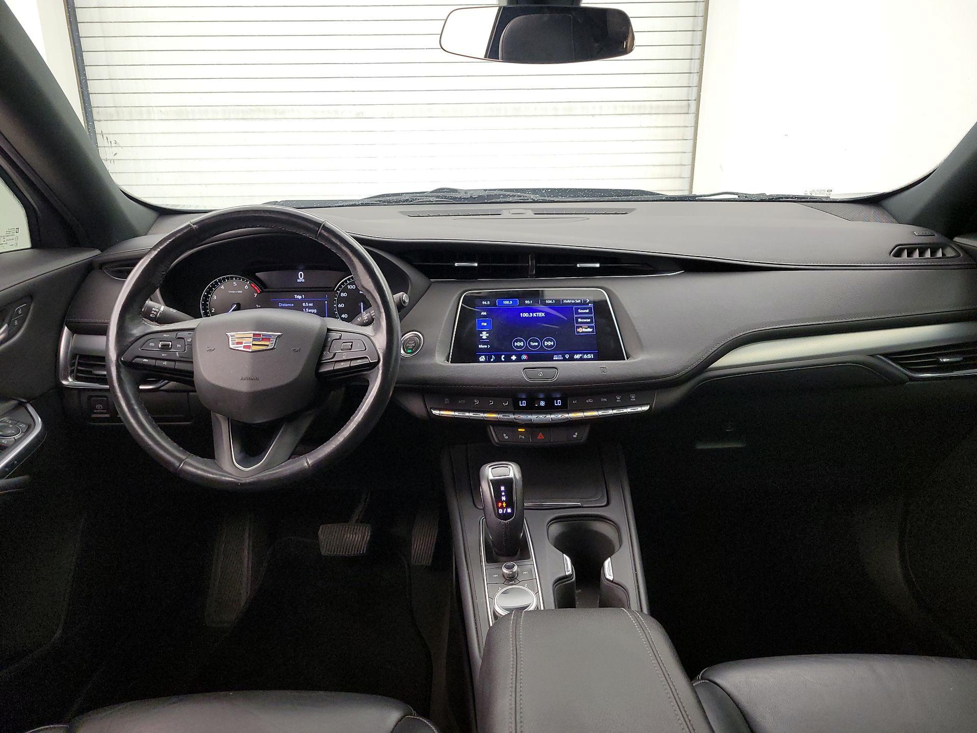 Thumbnail: 2019 Cadillac XT4 - 9