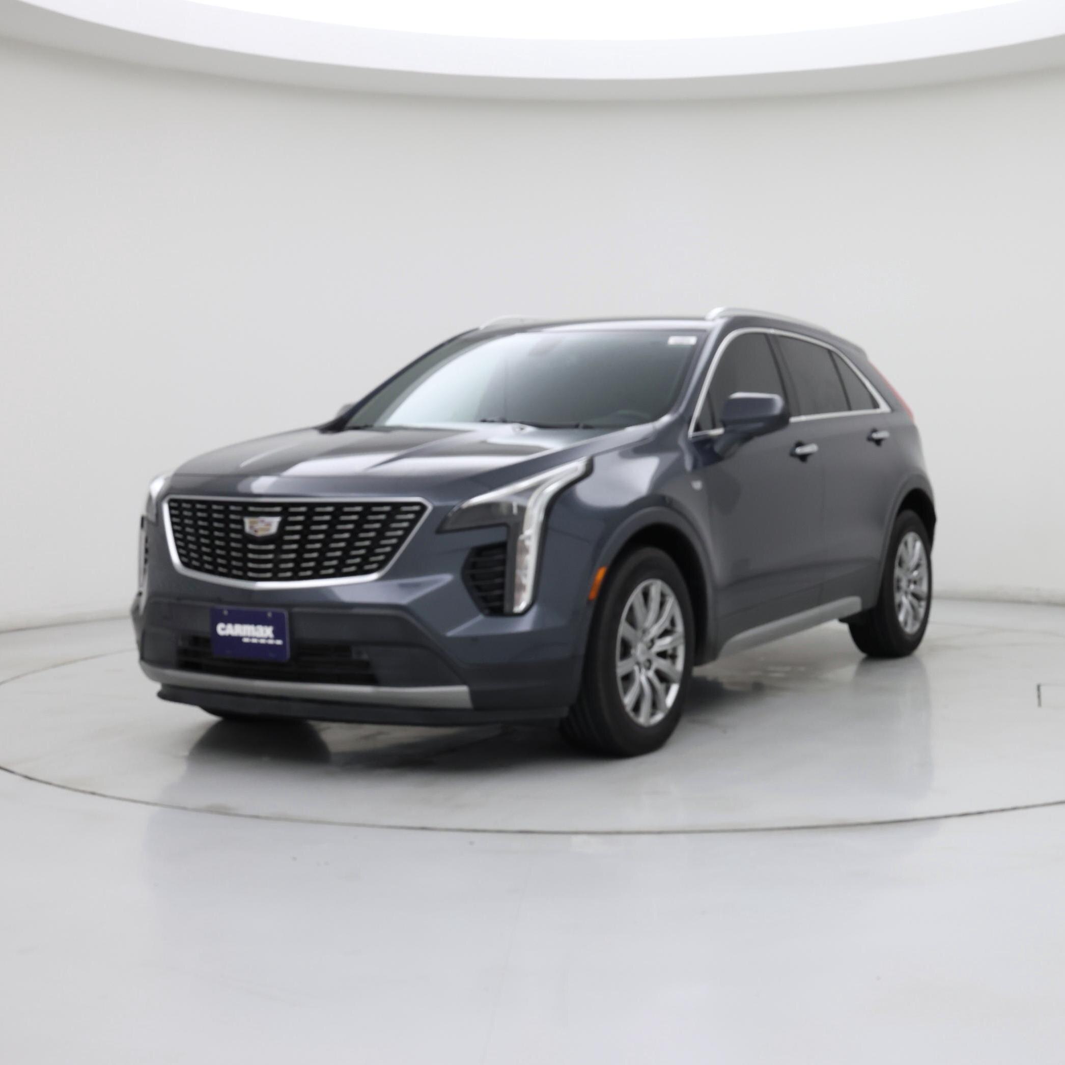 Thumbnail: 2019 Cadillac XT4 - 4
