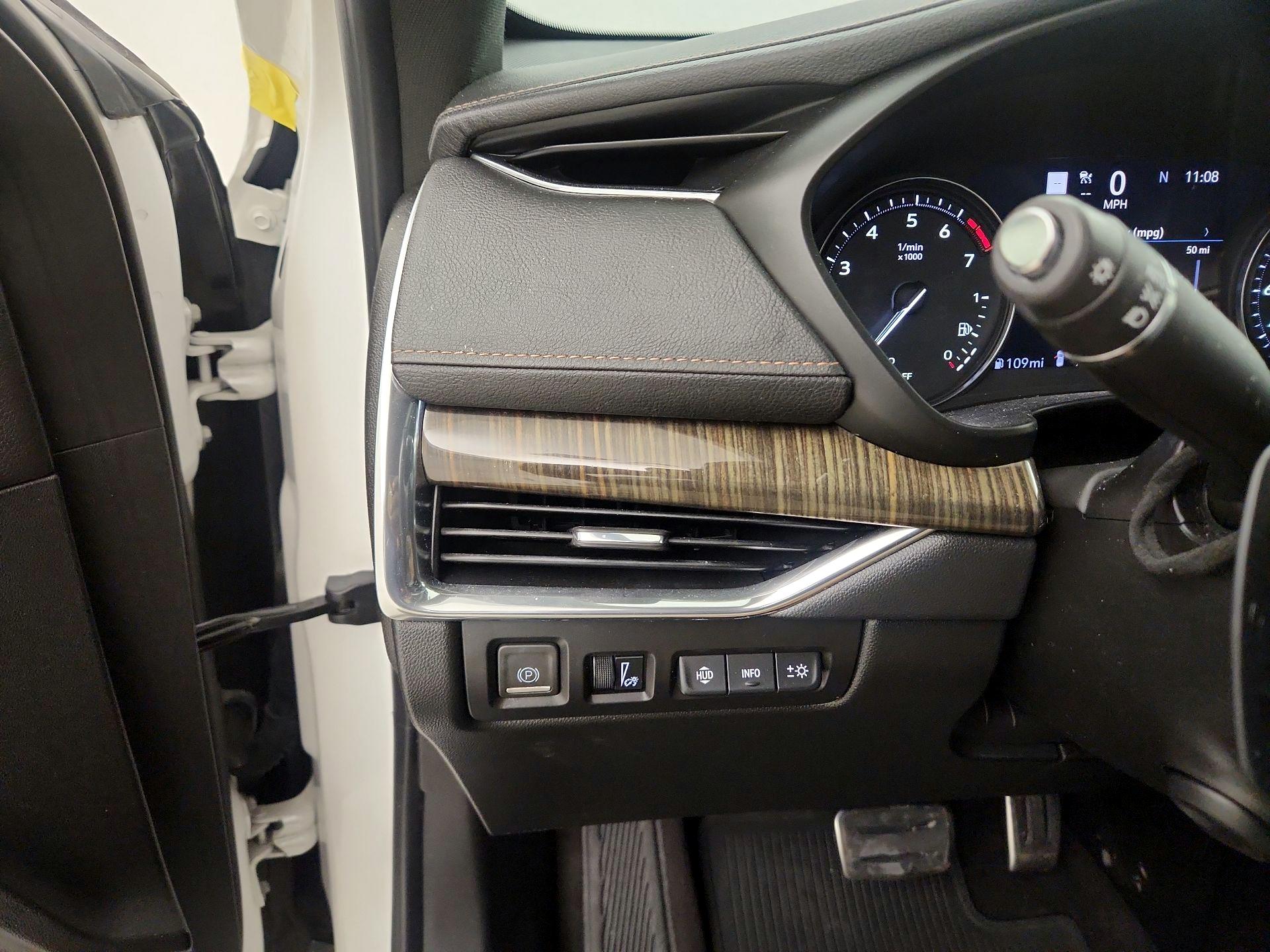 Thumbnail: 2019 Cadillac XT4 - 13
