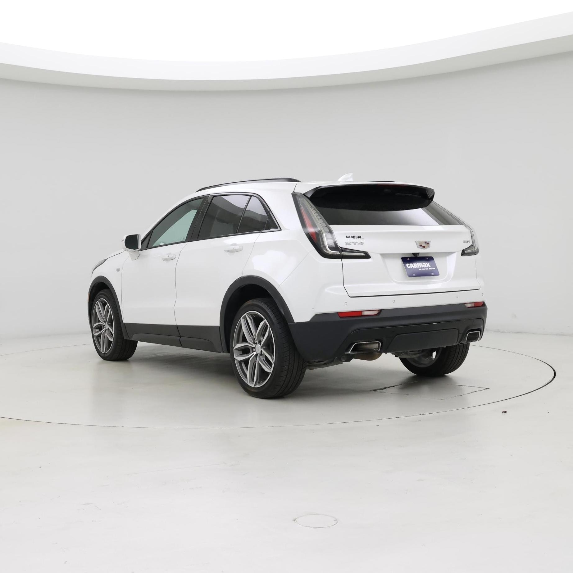 Thumbnail: 2019 Cadillac XT4 - 2