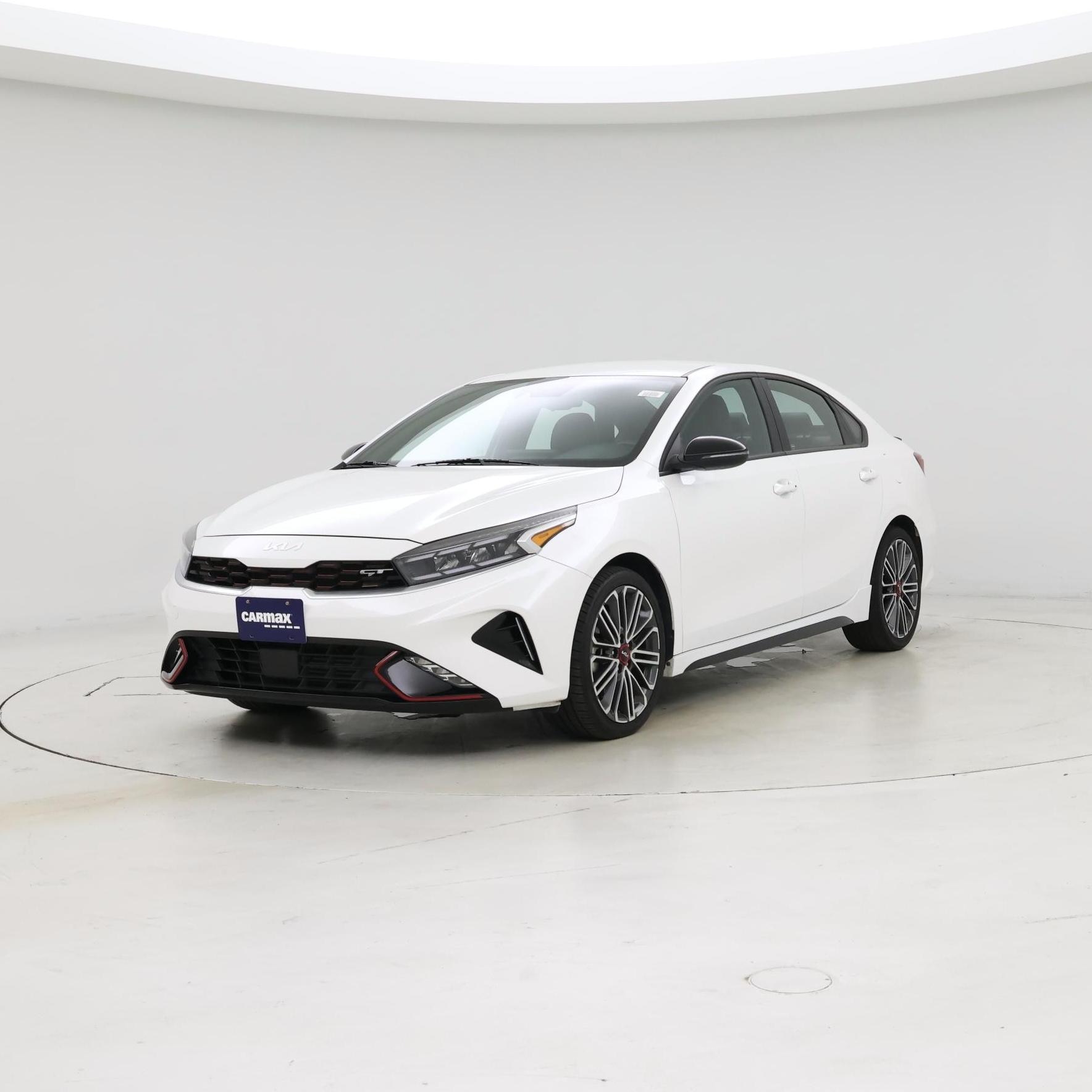 Thumbnail: 2023 Kia Forte - 4