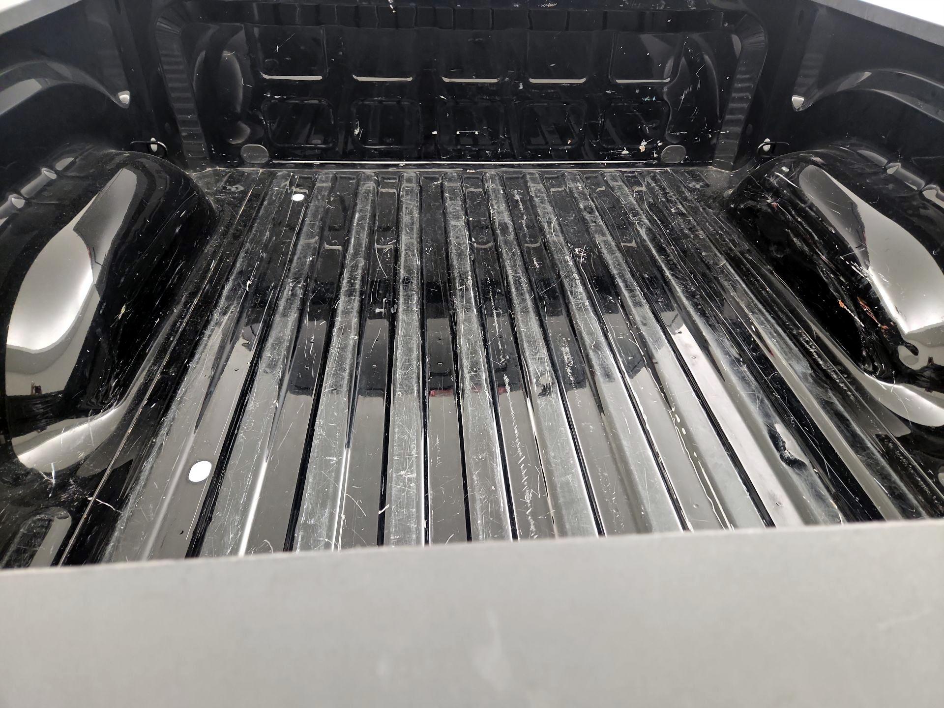 Thumbnail: 2023 RAM 1500 Classic - 20