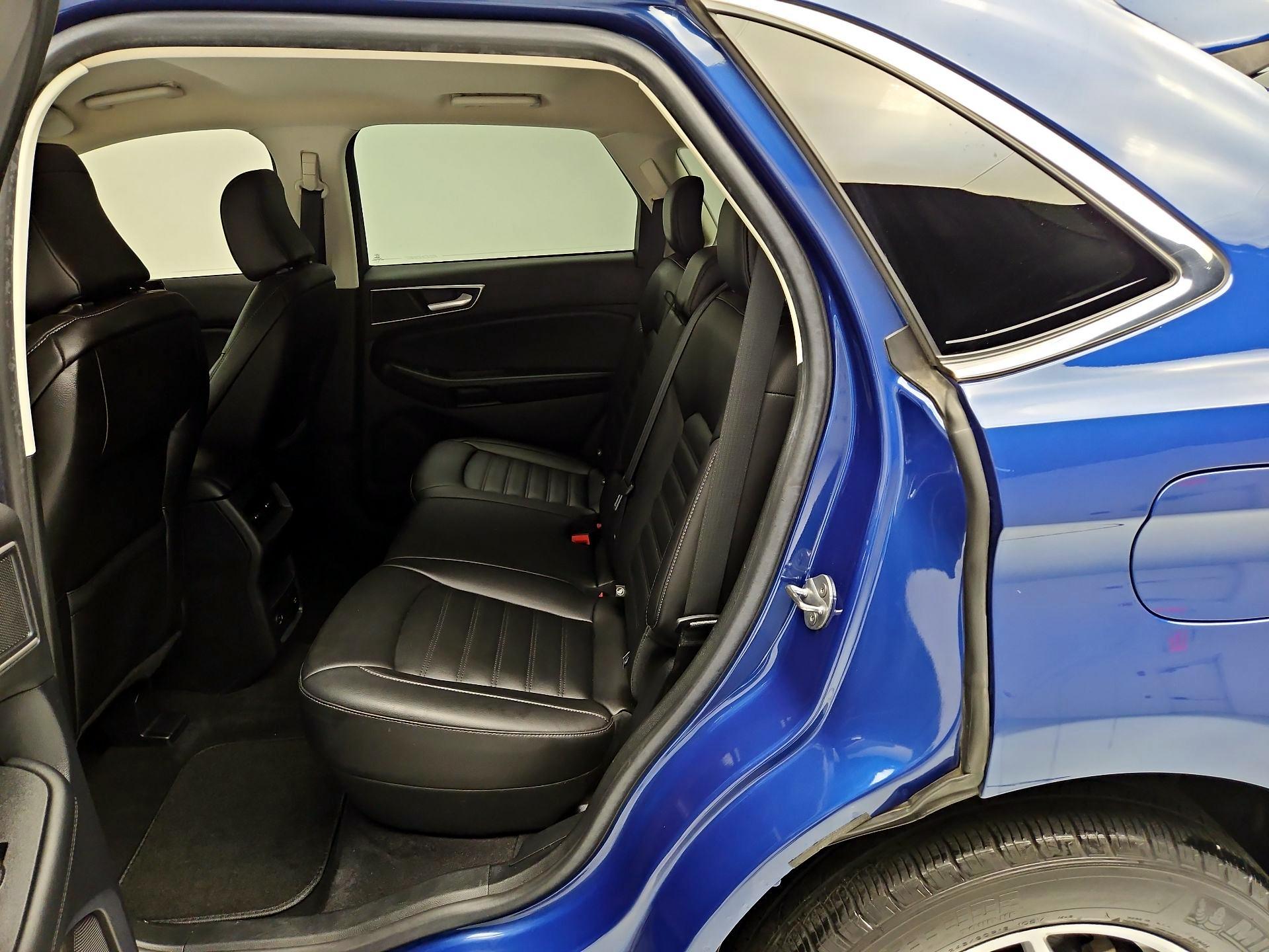 Thumbnail: 2021 Ford Edge - 20