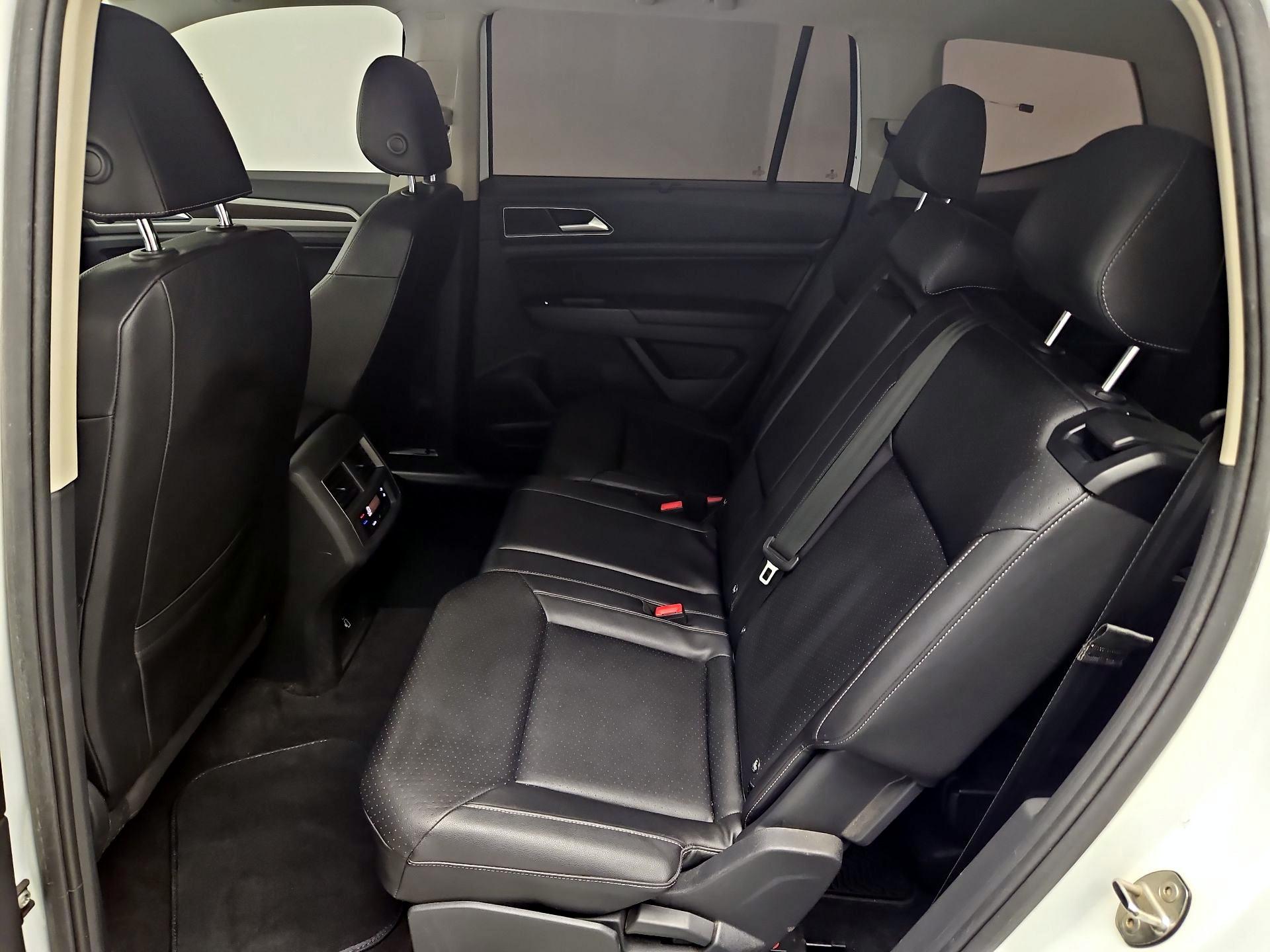 Thumbnail: 2019 Volkswagen Atlas - 19