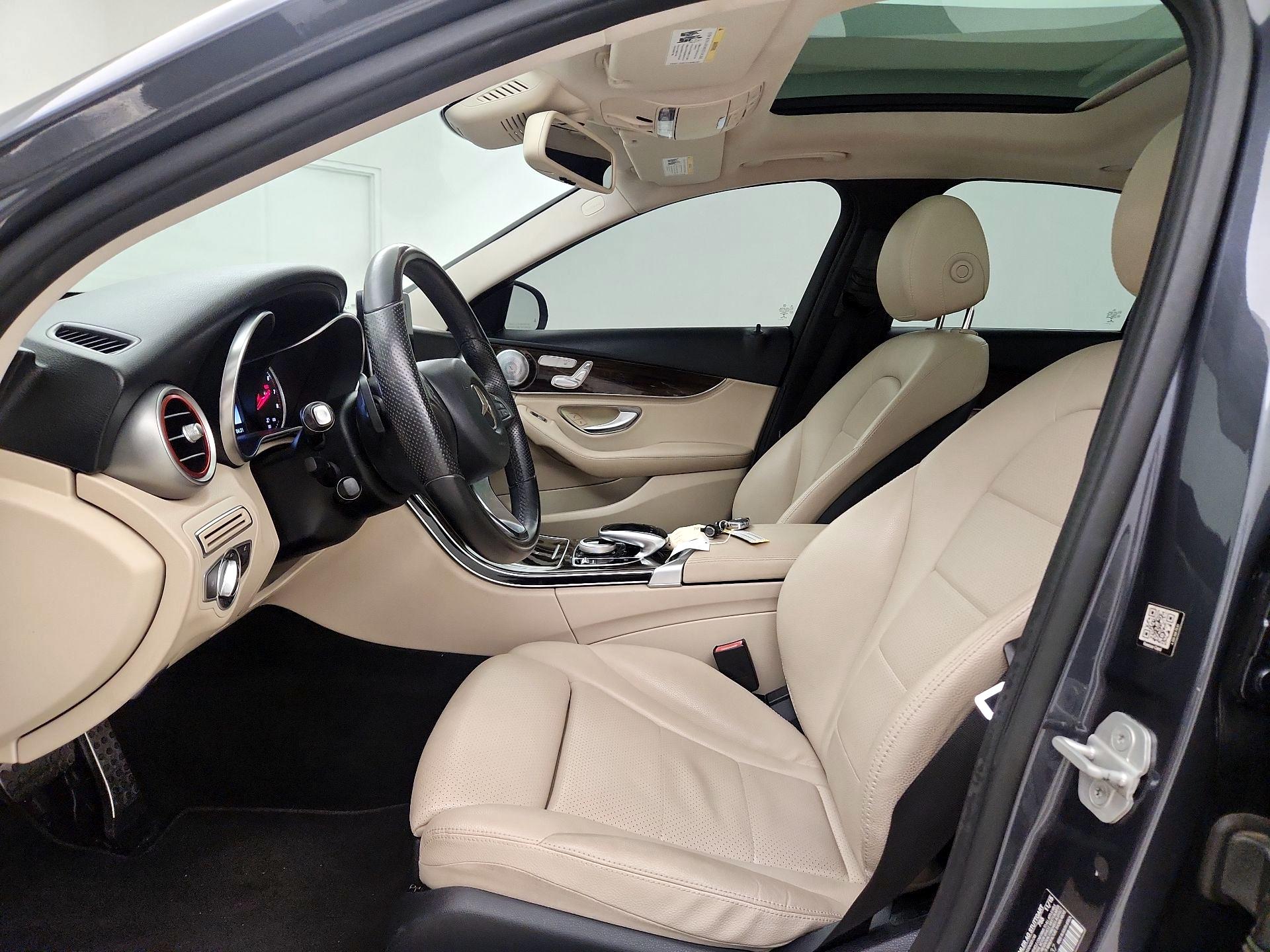 Thumbnail: 2016 Mercedes-Benz C-Class - 11